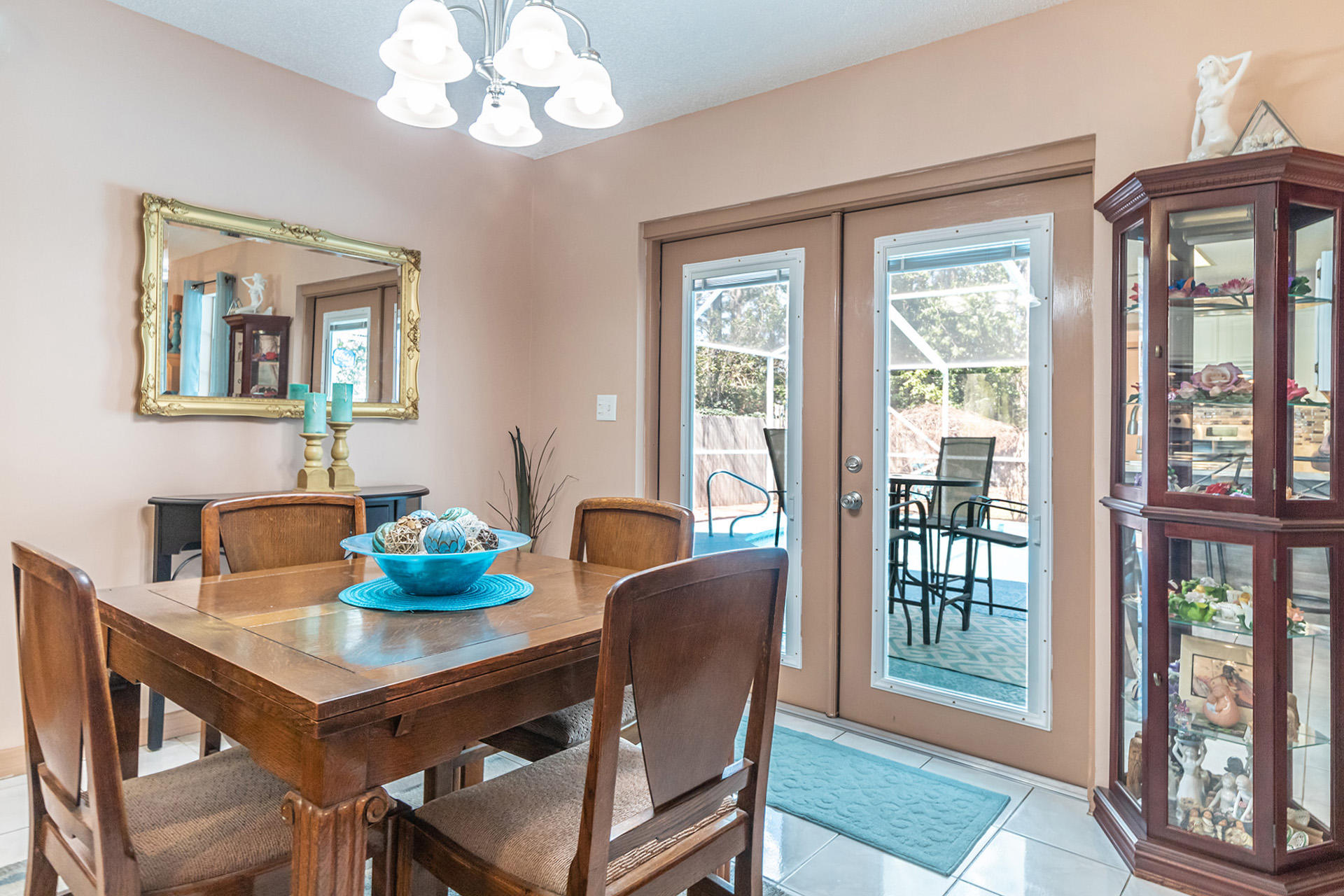 VALPARAISO PINECREST 6 - Residential