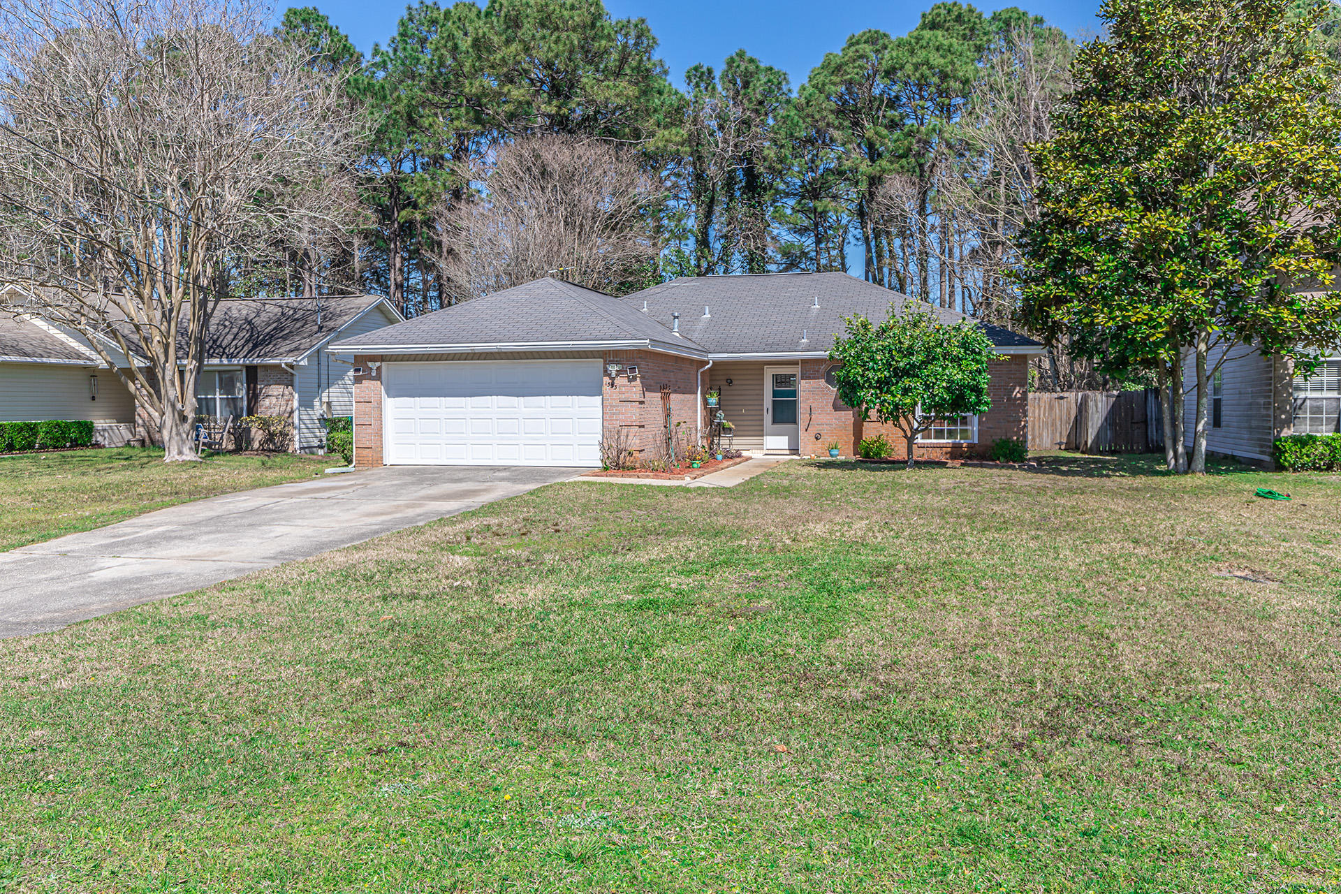 VALPARAISO PINECREST 6 - Residential