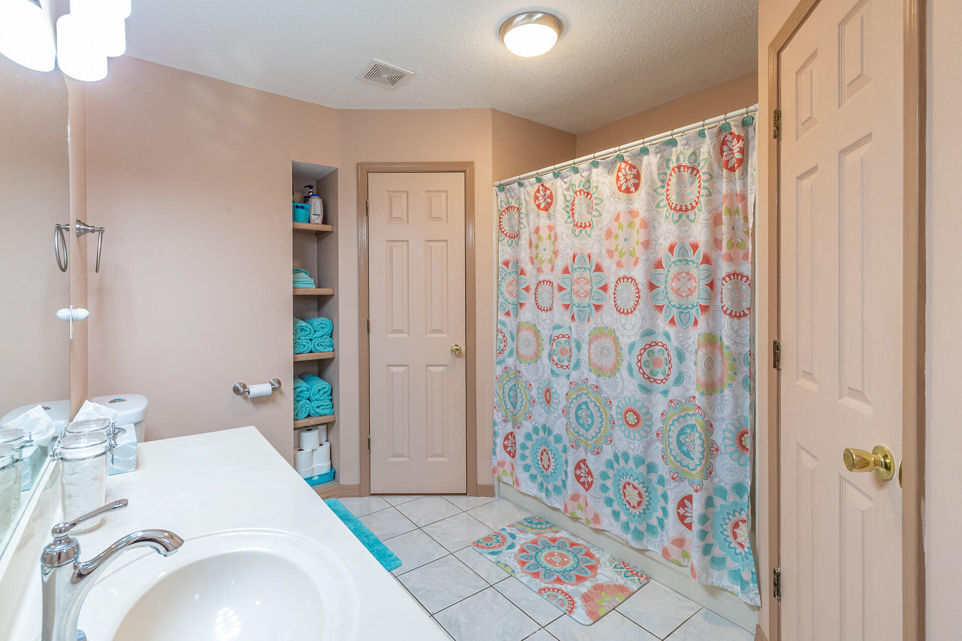 VALPARAISO PINECREST 6 - Residential