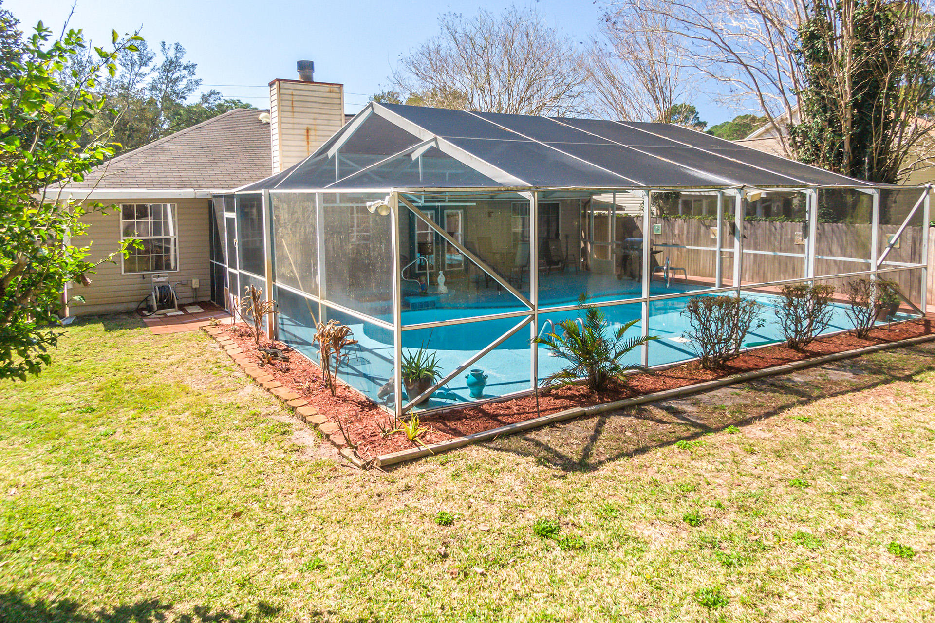 VALPARAISO PINECREST 6 - Residential