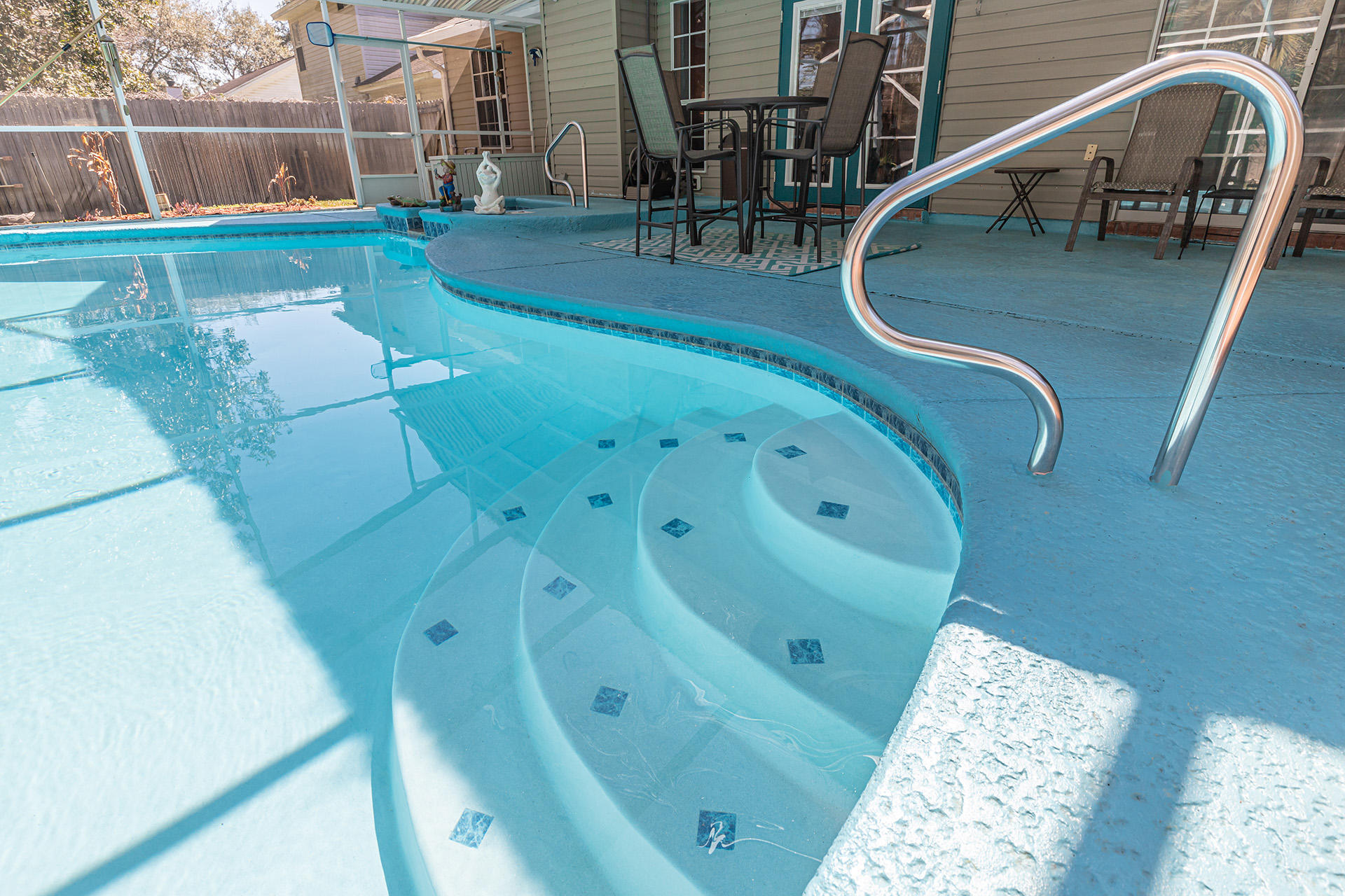 VALPARAISO PINECREST 6 - Residential