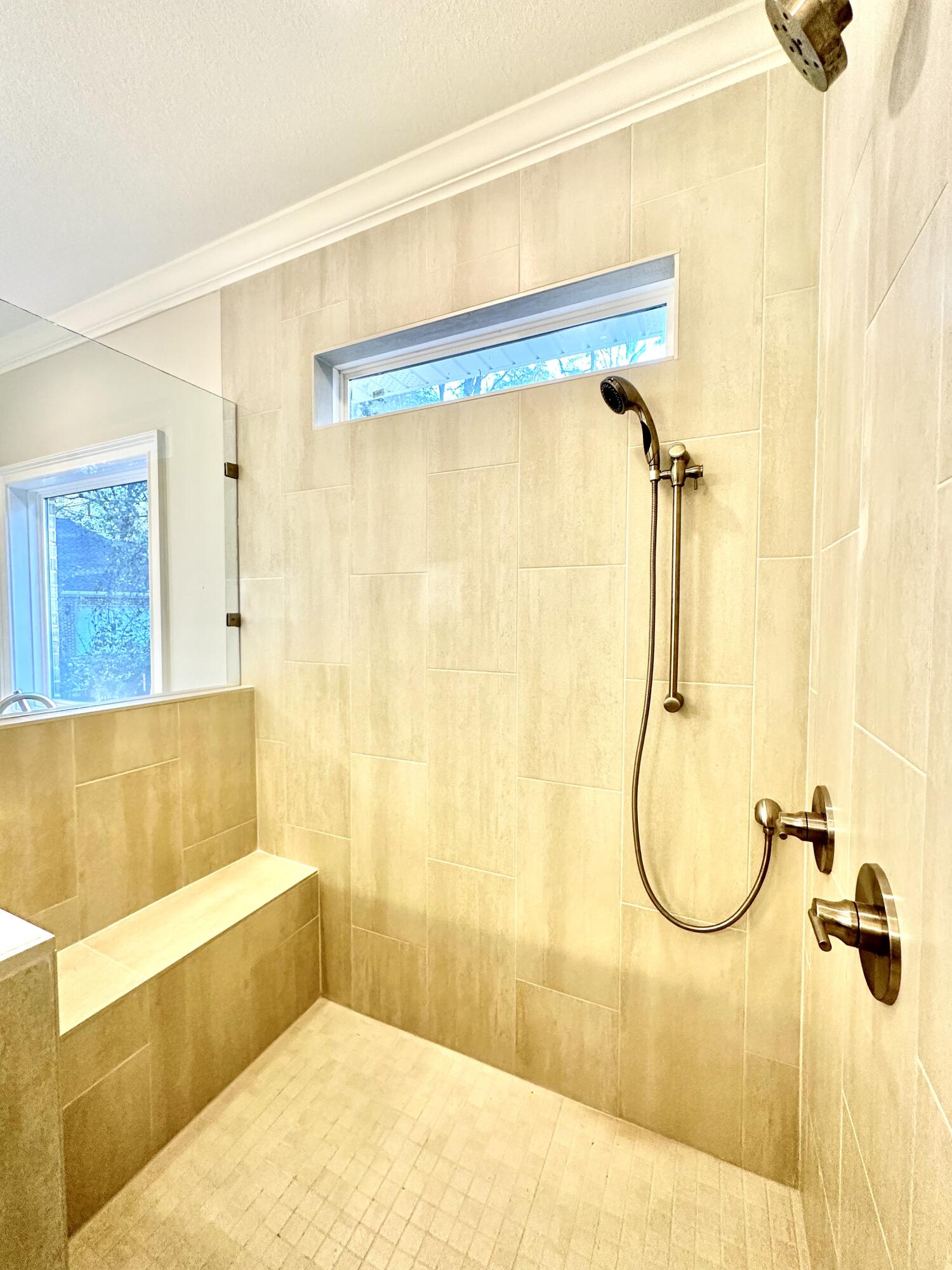 CLAIRES VINEYARD - Residential