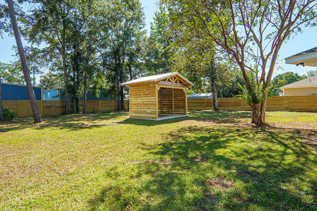 NORTHWOOD - Residential Lease