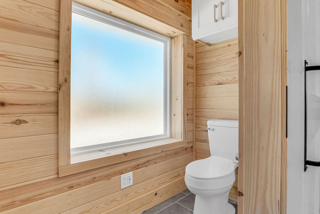 NORTHWOOD - Residential Lease