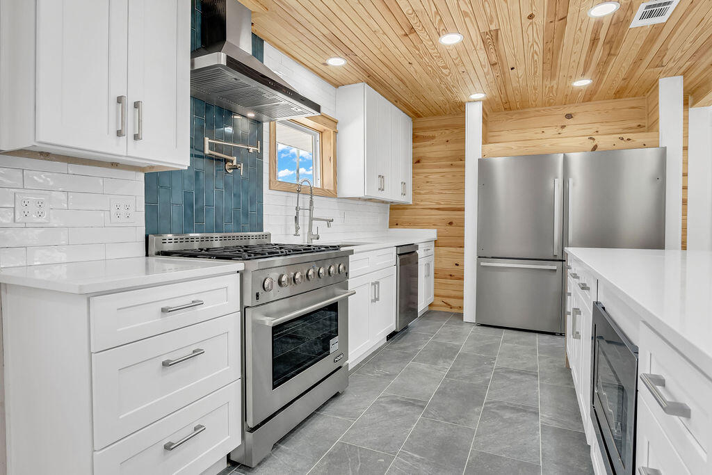 NORTHWOOD - Residential Lease