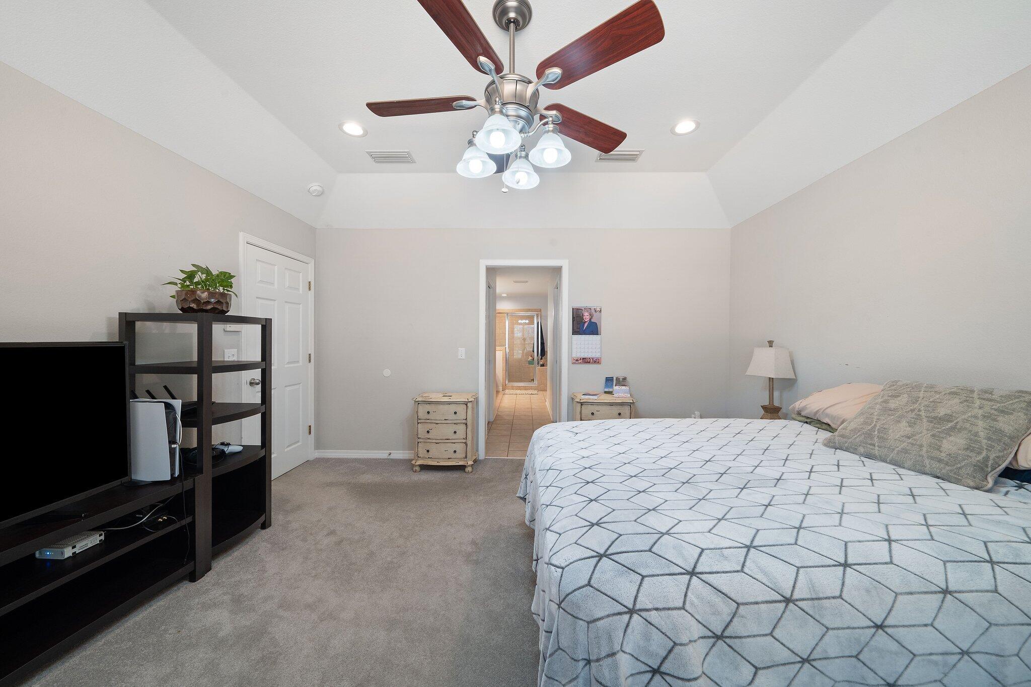 CHEROKEE ACRES - Residential