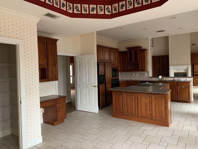 MAGNOLIA LAKE S/D AT BLUEWATER BAY - Residential