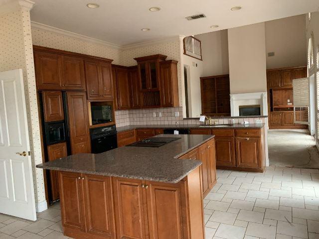 MAGNOLIA LAKE S/D AT BLUEWATER BAY - Residential