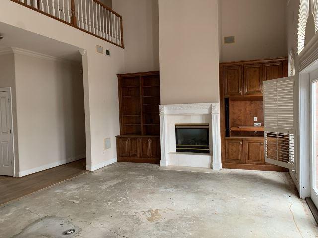 MAGNOLIA LAKE S/D AT BLUEWATER BAY - Residential