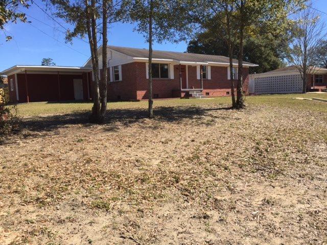 **✨ Stunningly Renovated 3-Bed, 2-Bath Brick Home on a Prime Corner Lot! ✨** Perched on a scenic bluff with an inviting entrance, this **freshly updated gem** is packed with modern upgrades! Step into a **gourmet kitchen** featuring **sleek granite countertops, elegant travertine backsplash, custom cabinetry.** Both bathrooms have been **completely transformed** with luxurious travertine tile--hall bath includes a tub/shower combo, while the master boasts a stylish walk-in shower. **Gorgeous refinished hardwood floors** add warmth and character throughout. Enjoy **peace of mind** with **modern energy-efficient windows, updated CPVC plumbing, central heat & air, and a durable roof.** Need extra space? A **large workshop** sits conveniently next to the carport, perfect for projects or storage!
Schedule your showing today!