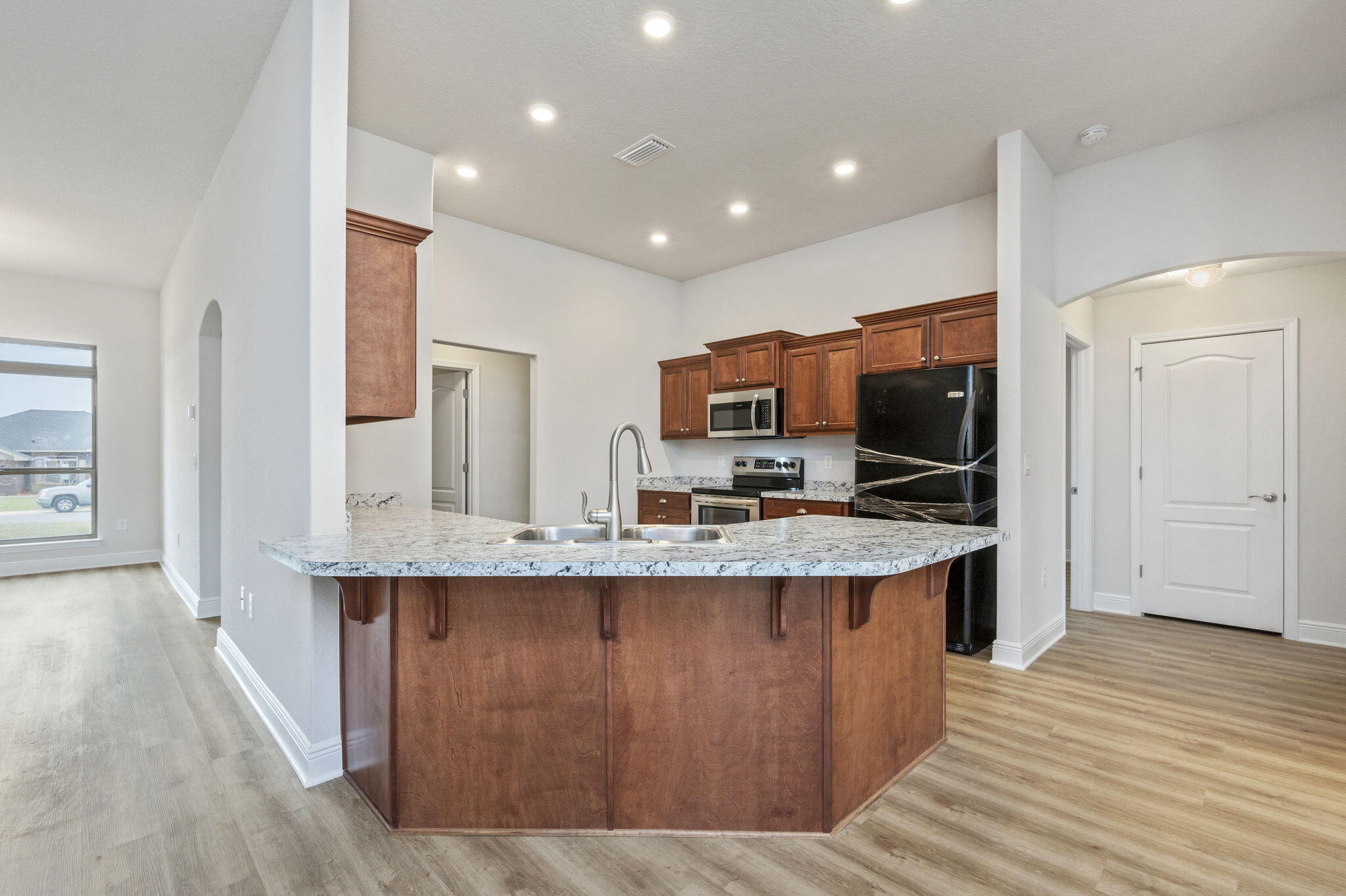 CHARLESTON PLACE - Residential Lease