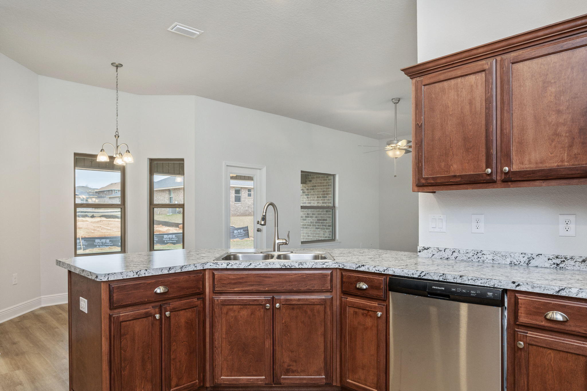 CHARLESTON PLACE - Residential Lease