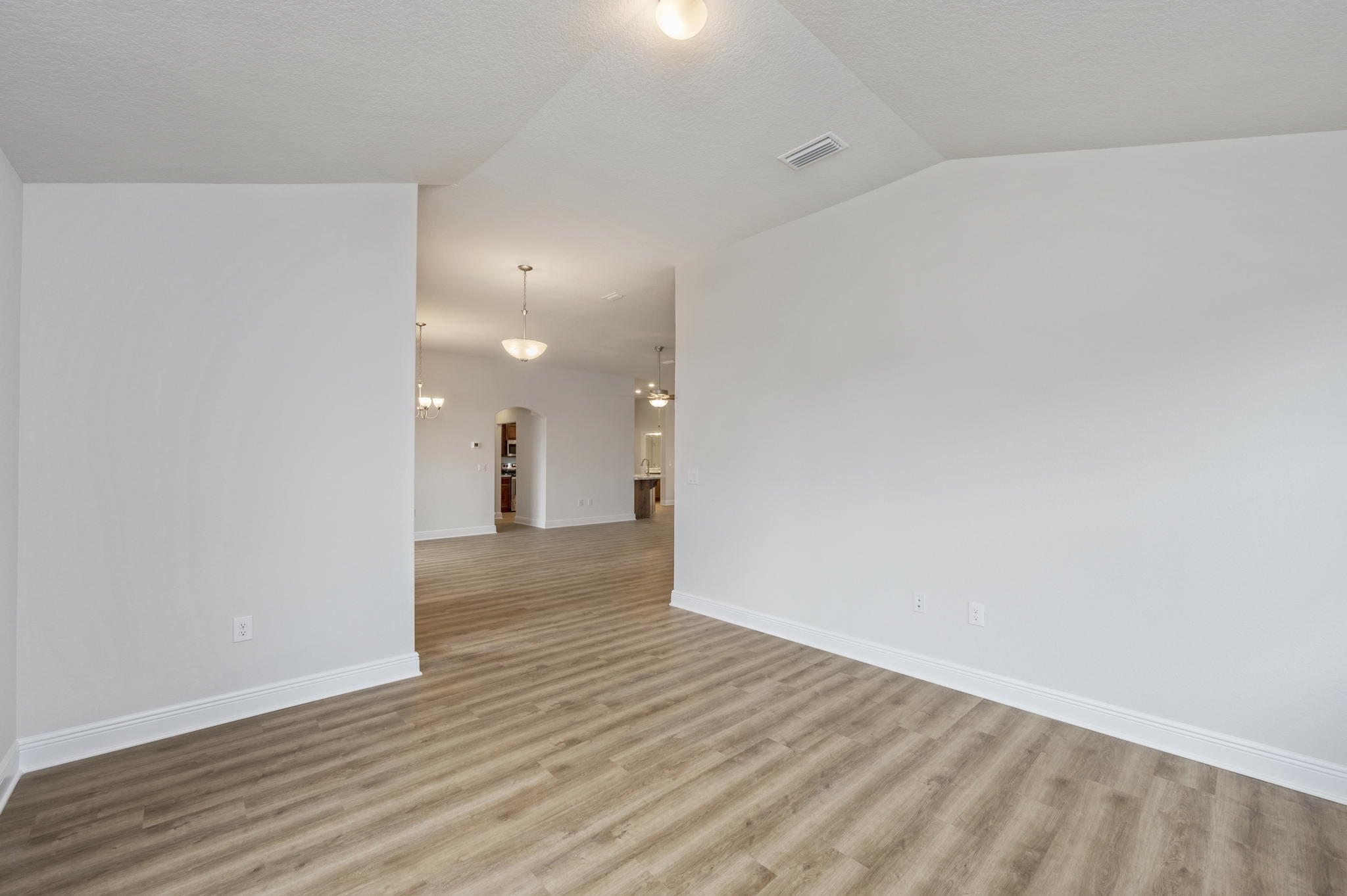 CHARLESTON PLACE - Residential Lease