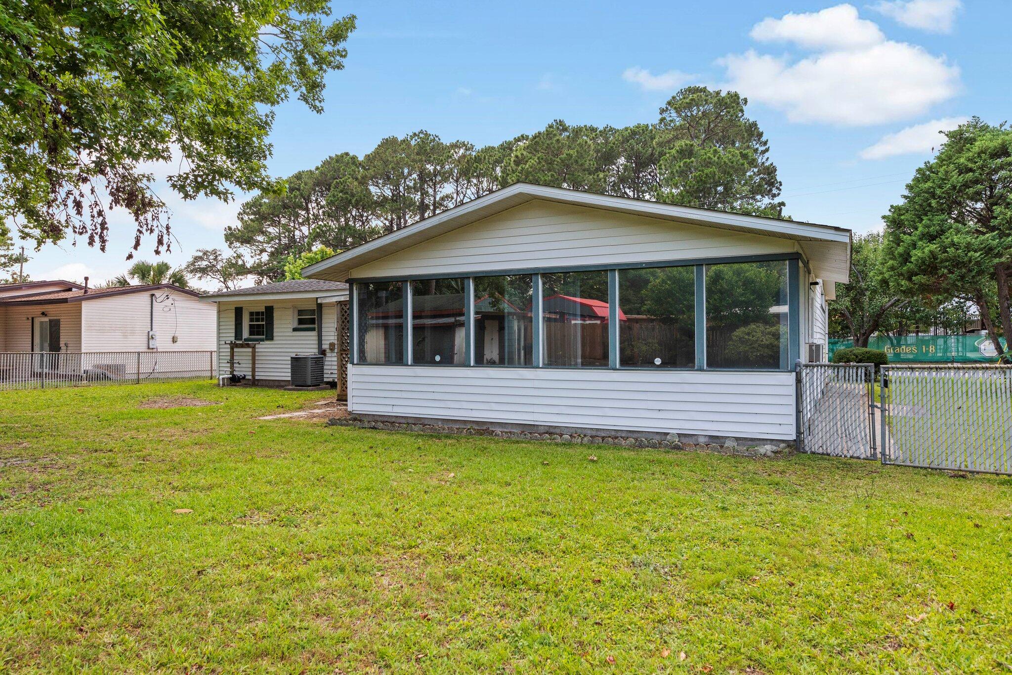SEABREEZE ADD #4 - Residential