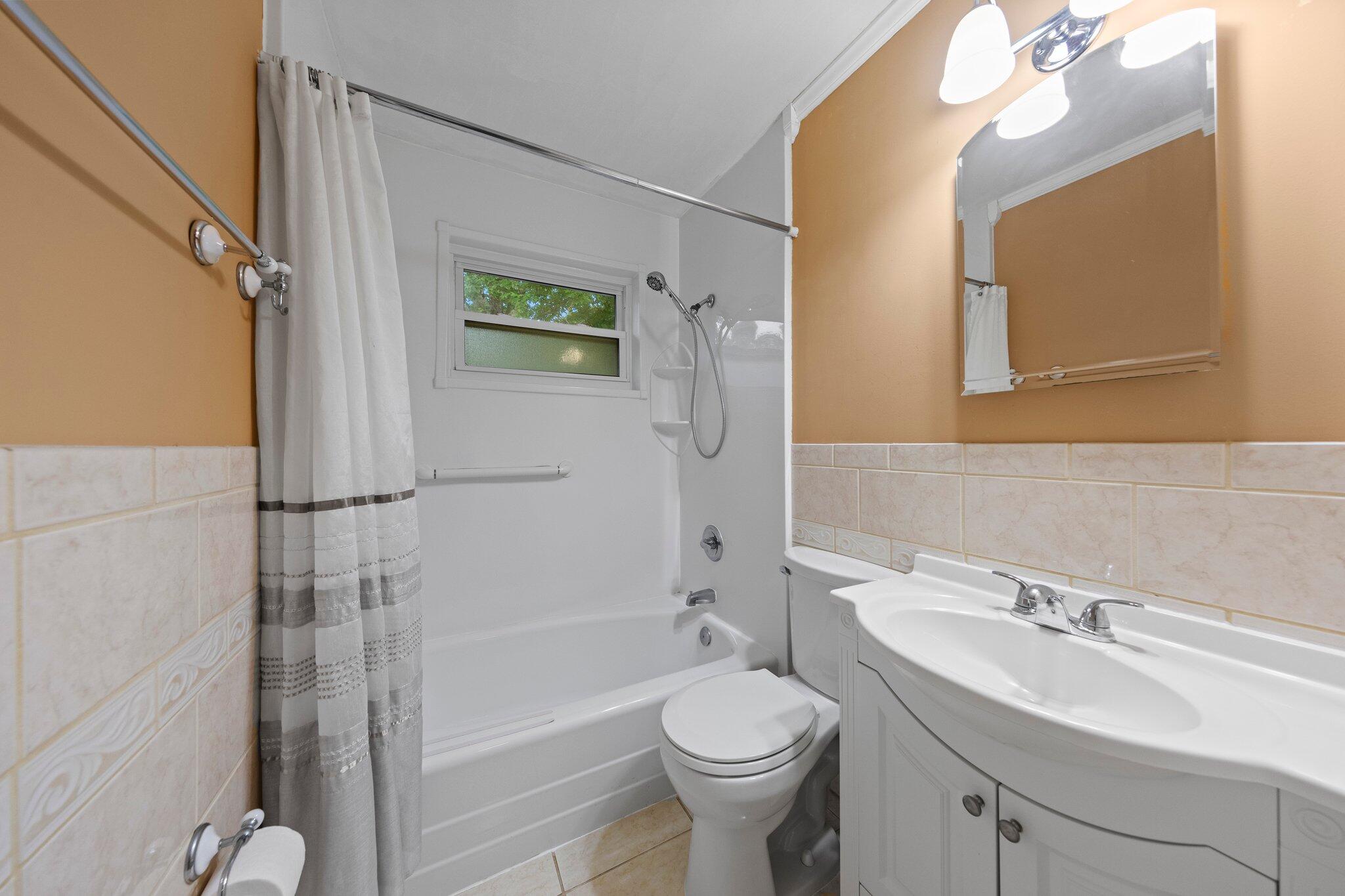 SEABREEZE ADD #4 - Residential