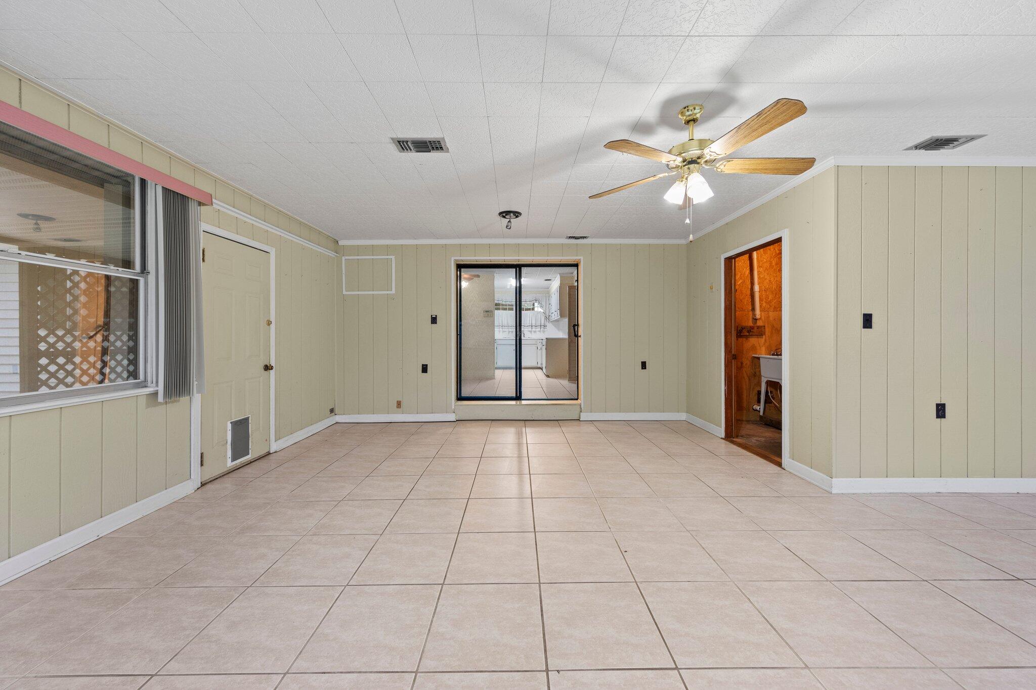 SEABREEZE ADD #4 - Residential