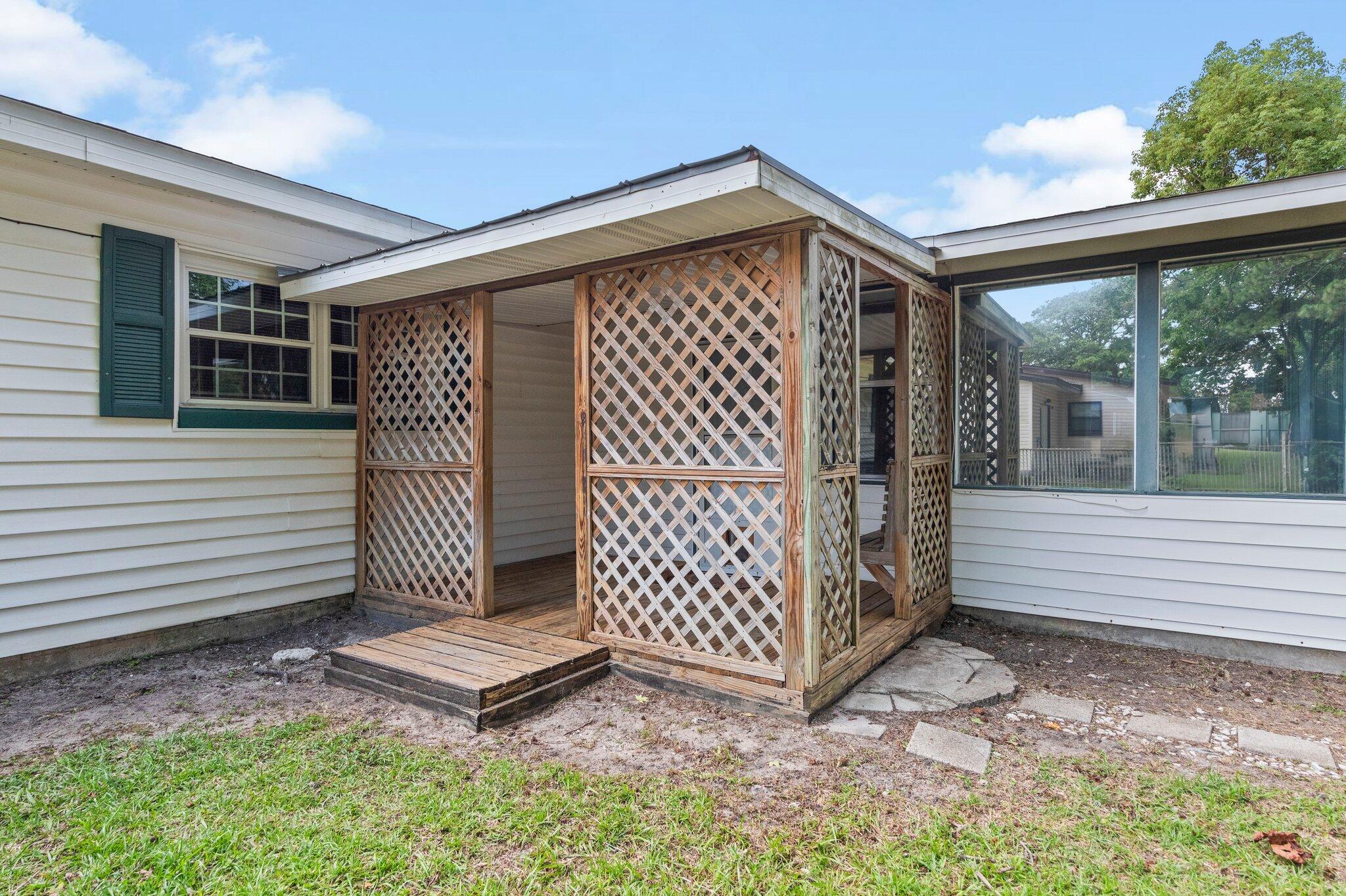 SEABREEZE ADD #4 - Residential