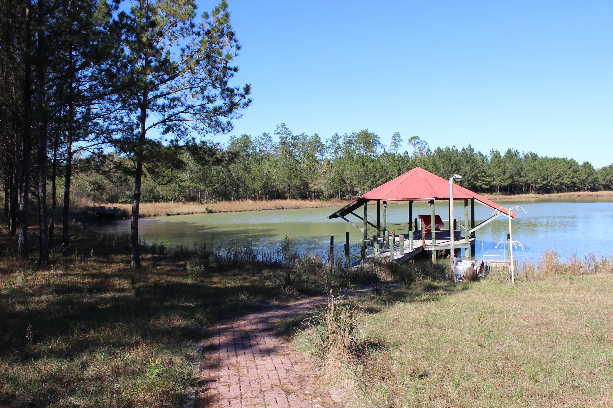 Harvey Lane, Pace Fl - Farm