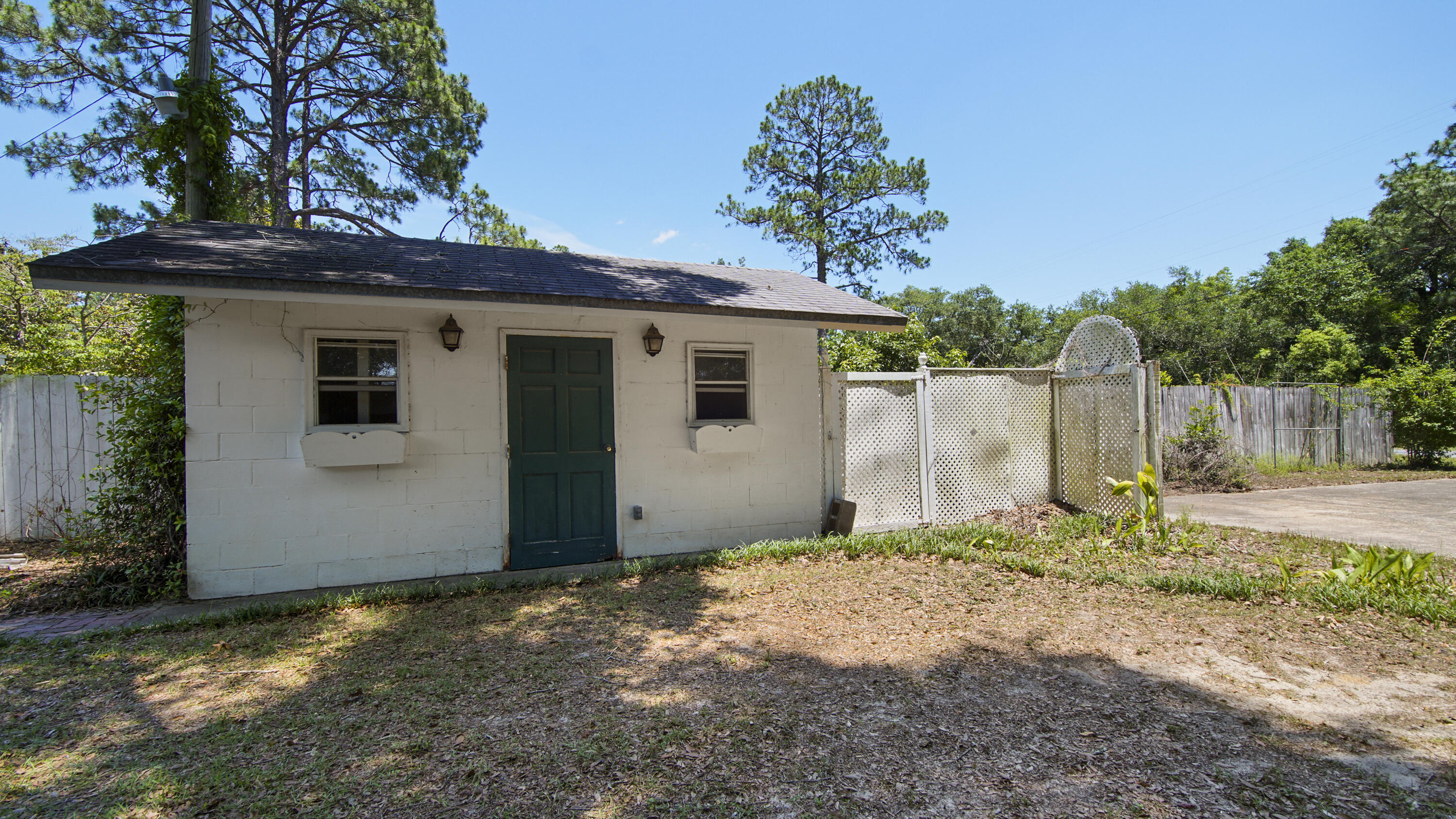 TOWN OF DEFUNIAK SPRINGS - Residential