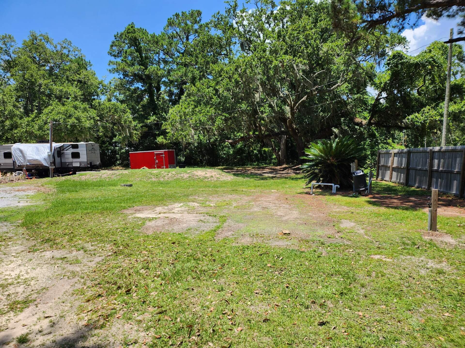 Basin Bayou - Land