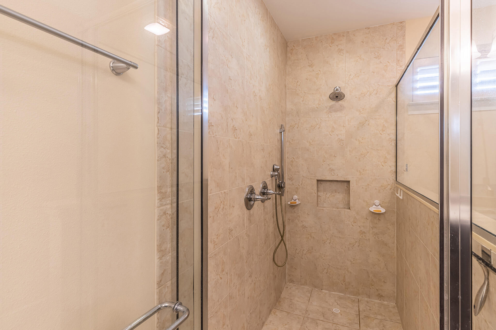 SPRING ACRES COVE - Residential