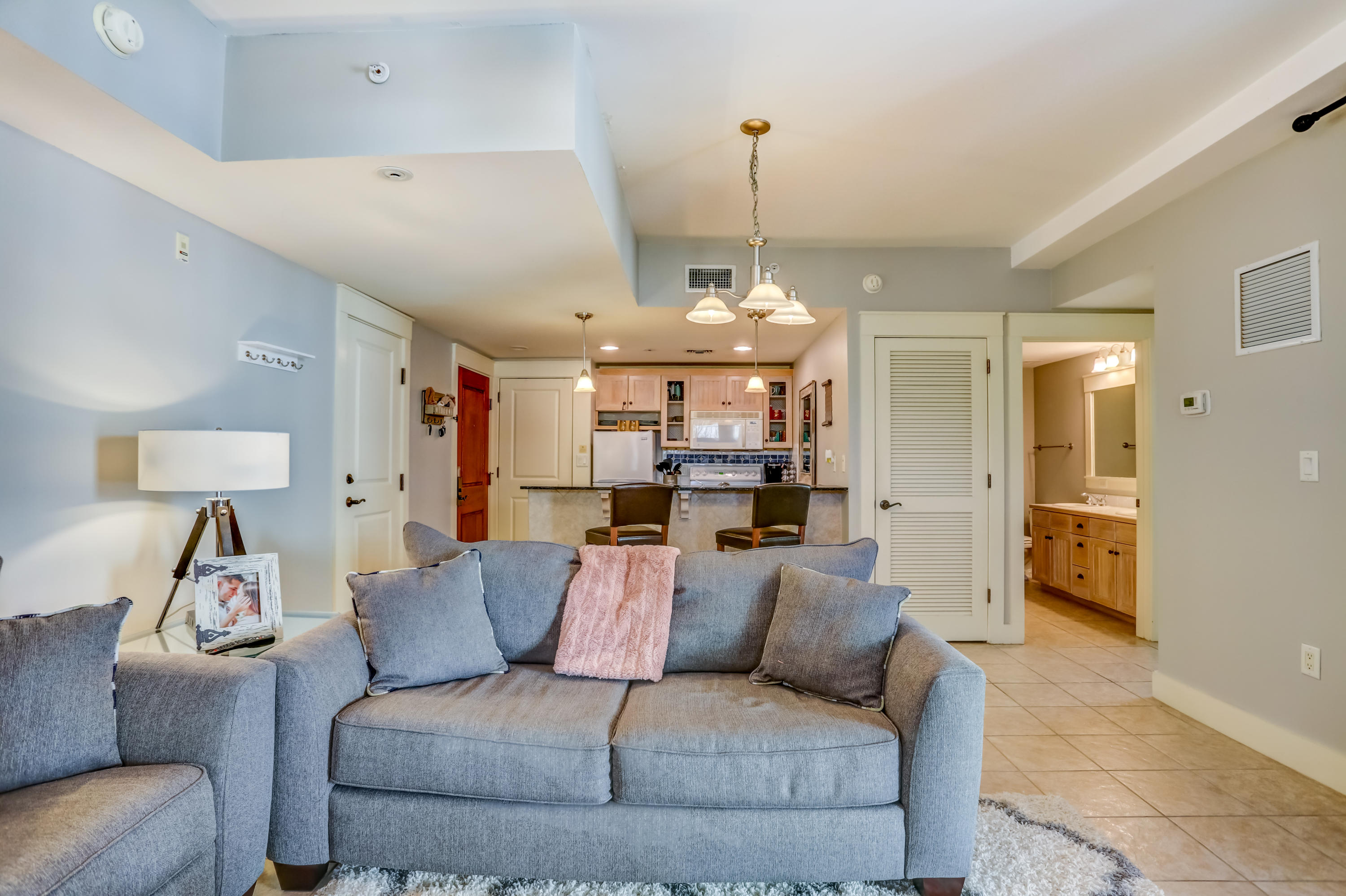 MARKET STREET INN - Residential