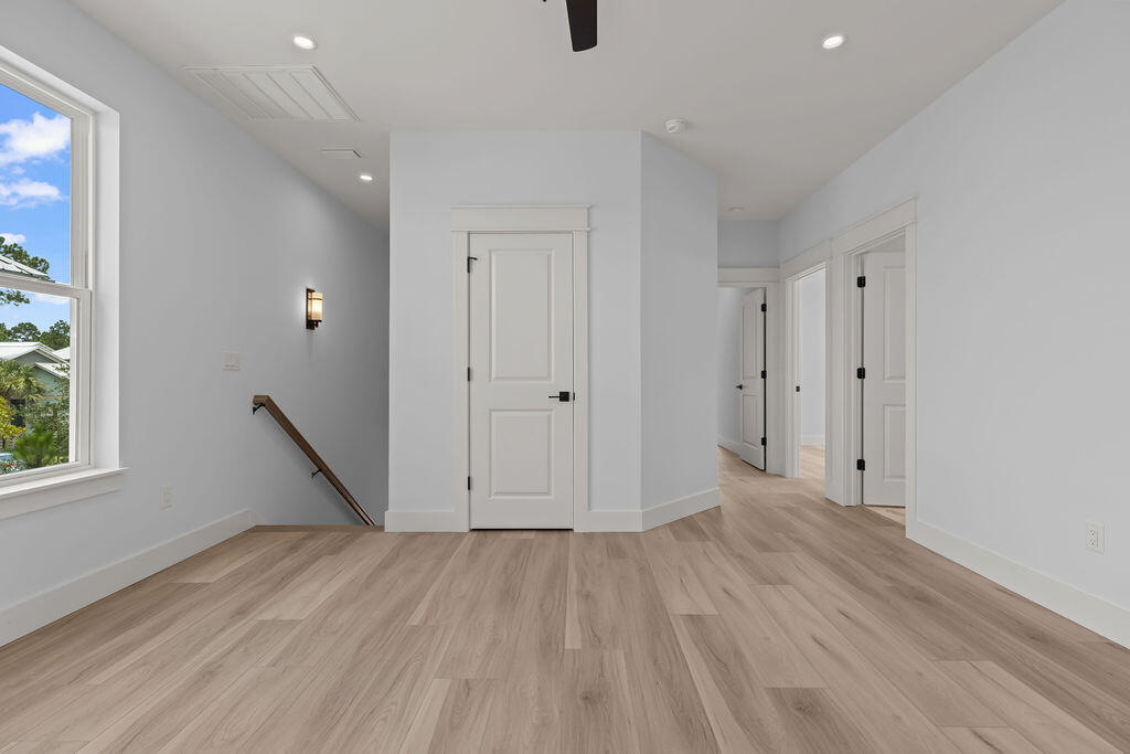 HIDDEN GROVE - Residential