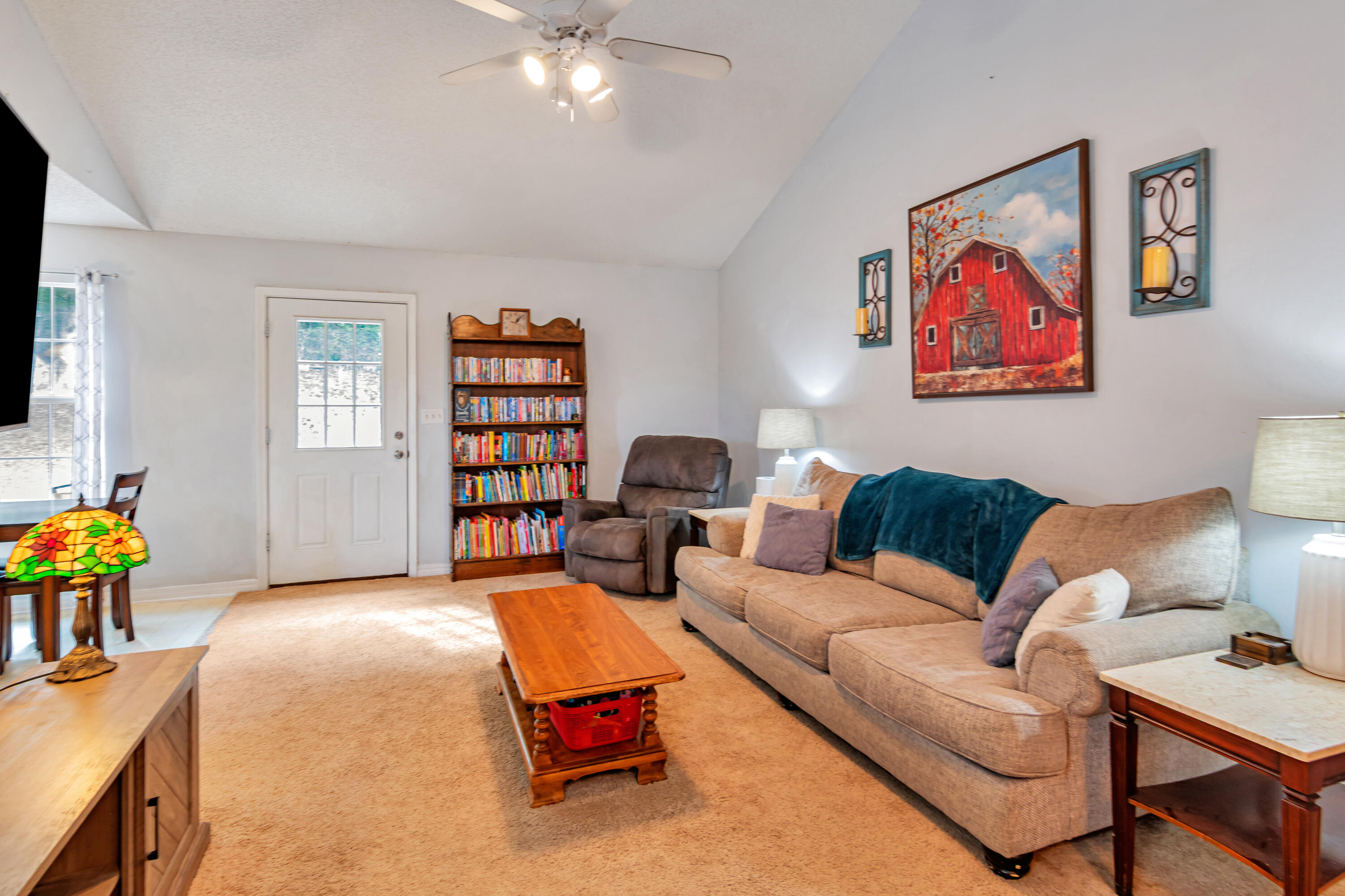 JERNIGAN S/D 2ND ADD LOT 18 BLK C - Residential
