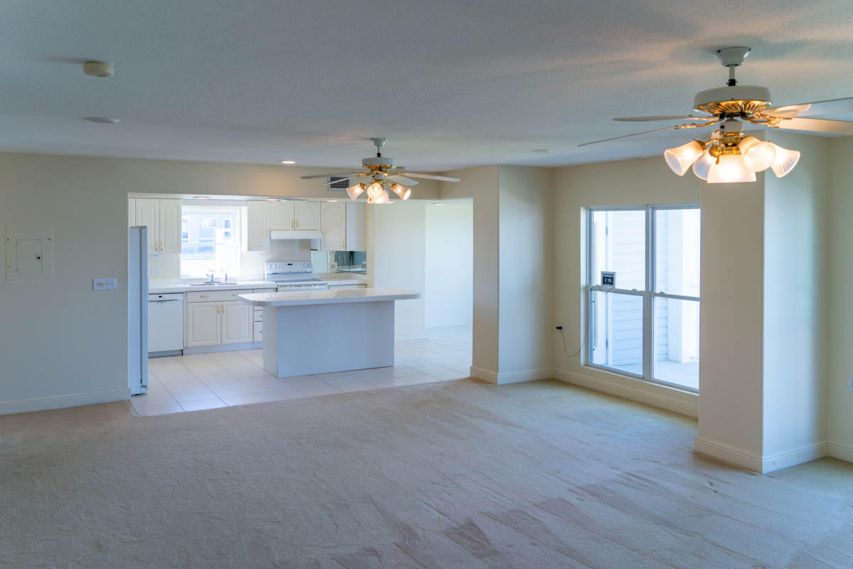 SANTA ROSA ISLAND LOT 393 BLK 7 - Residential