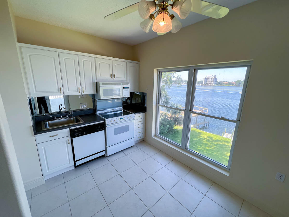 SANTA ROSA ISLAND LOT 393 BLK 7 - Residential