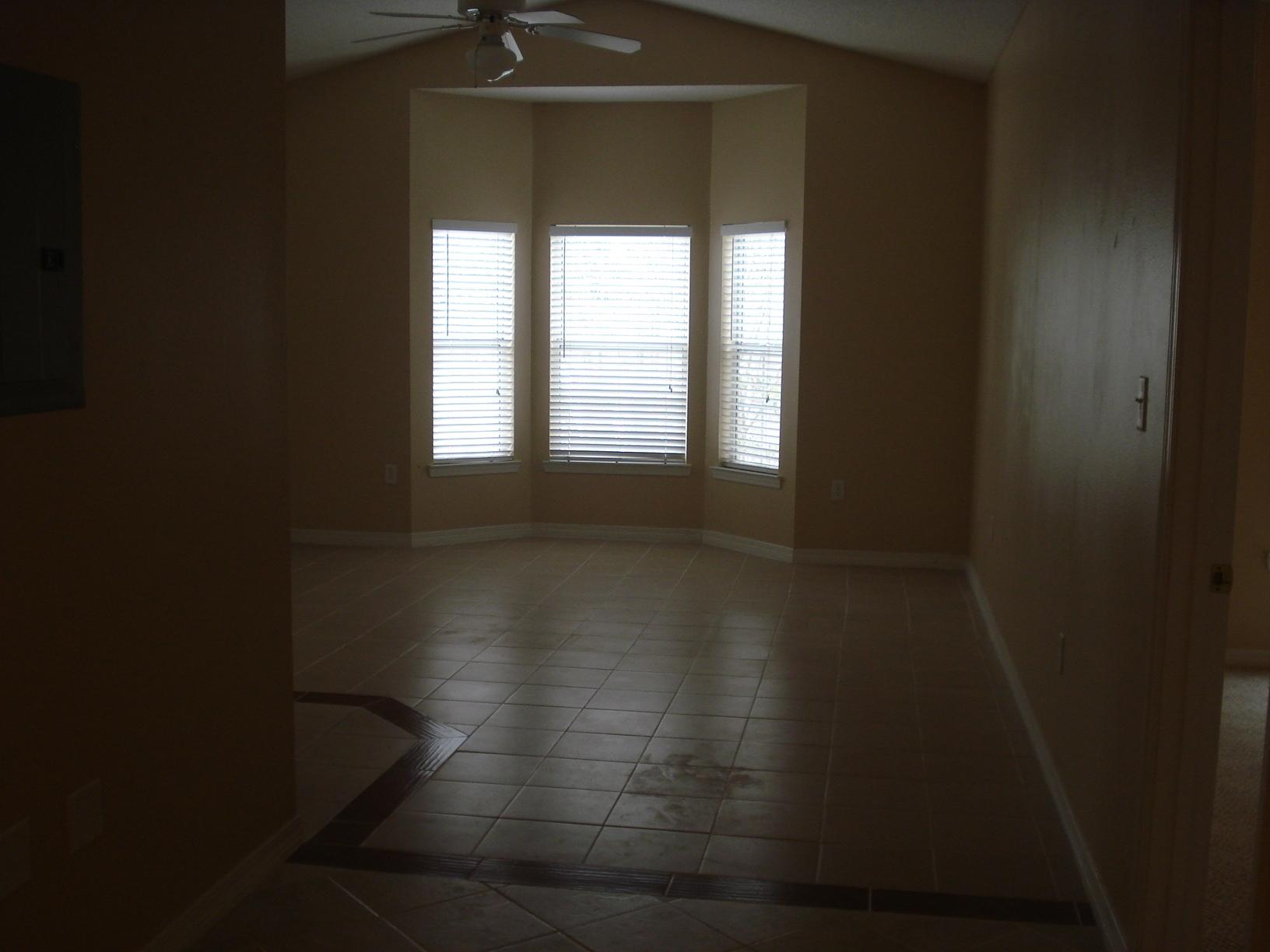 THE OAKS - Residential