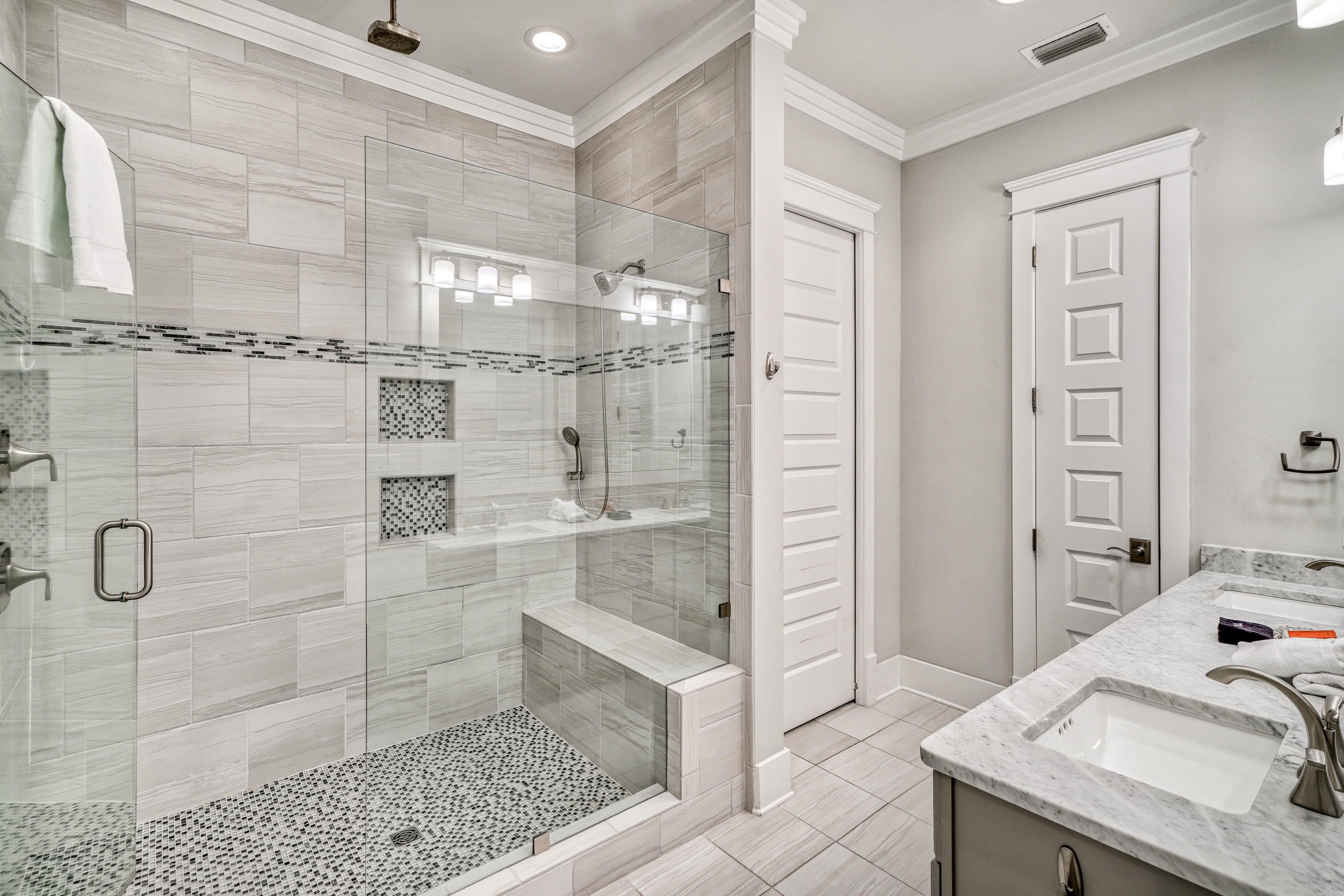 HIGHLAND PARKS - Residential