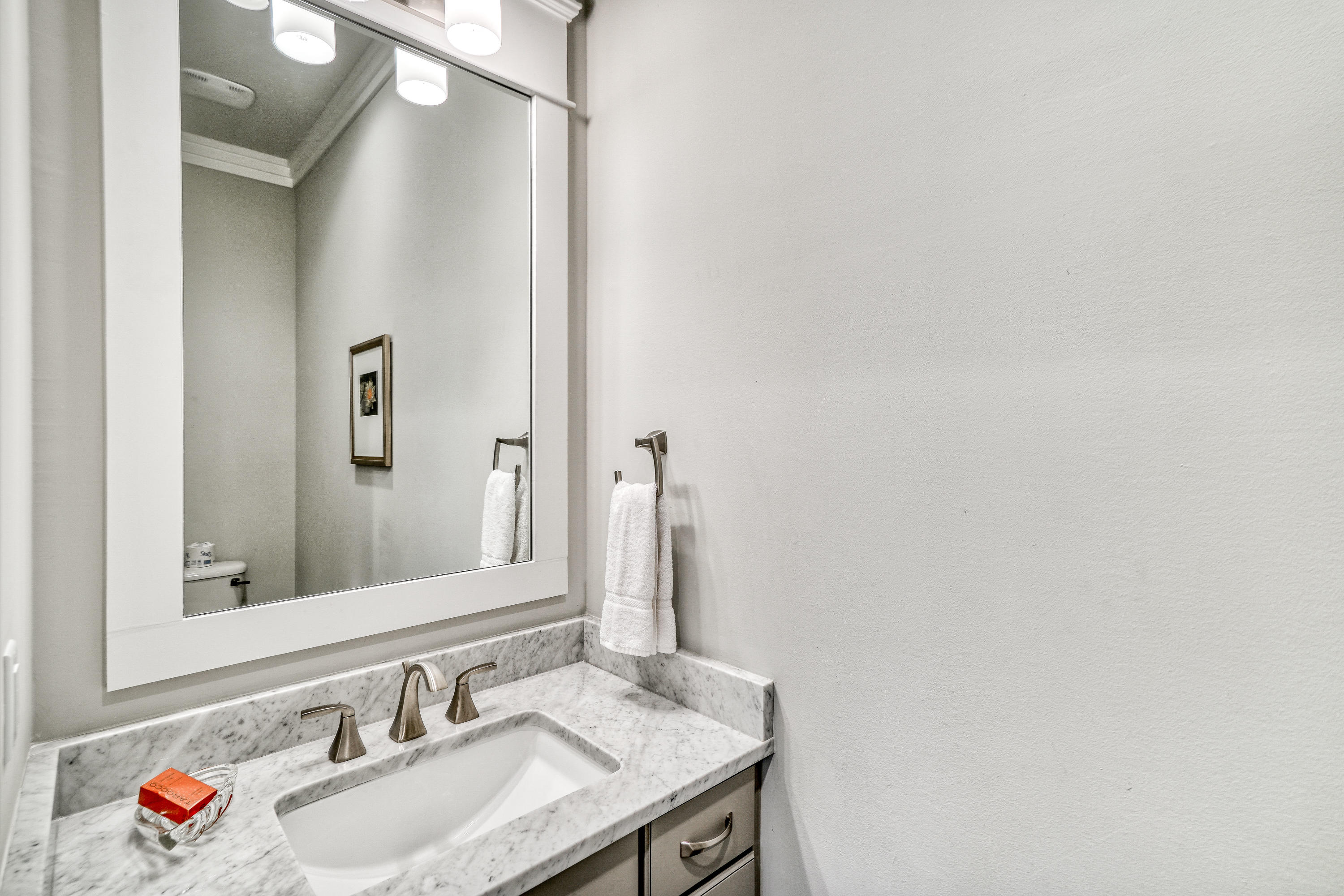 HIGHLAND PARKS - Residential