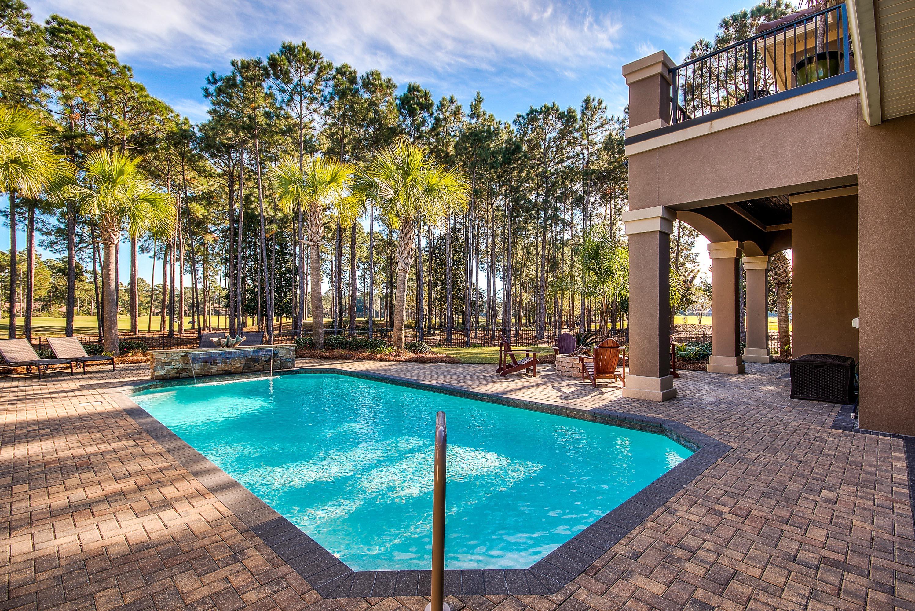 BURNT PINE - Residential