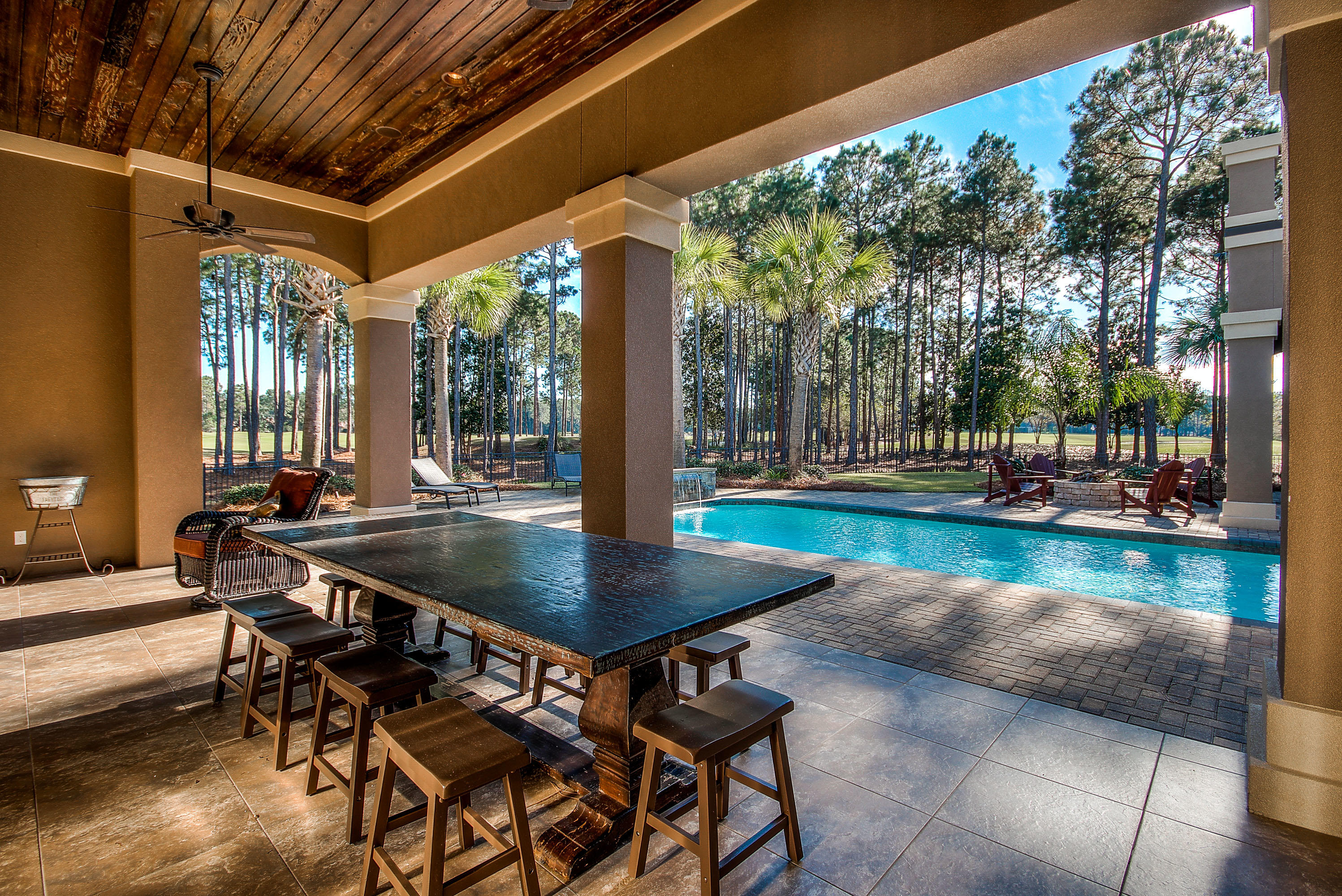 BURNT PINE - Residential
