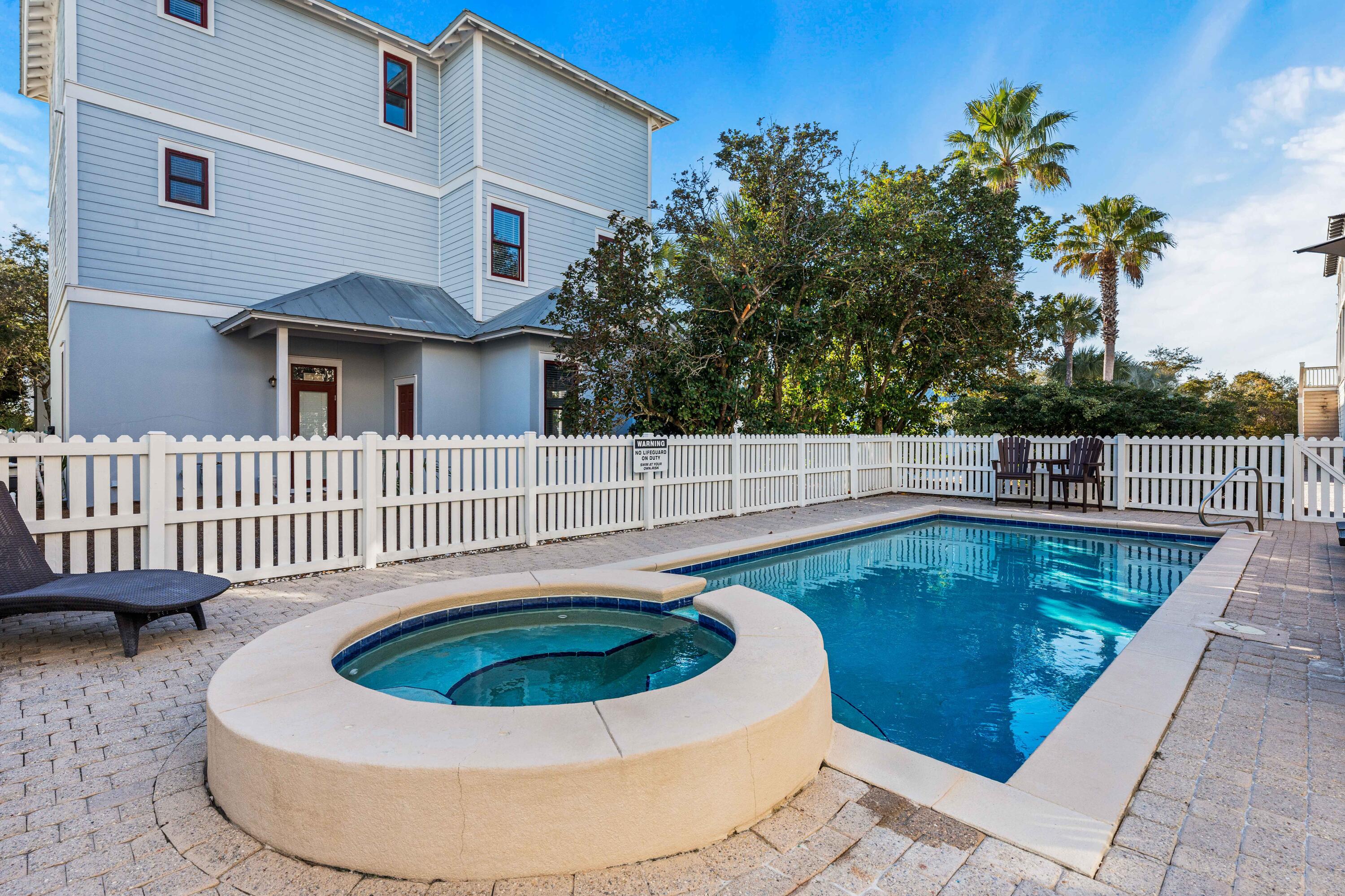 SANDY SHORES - Residential