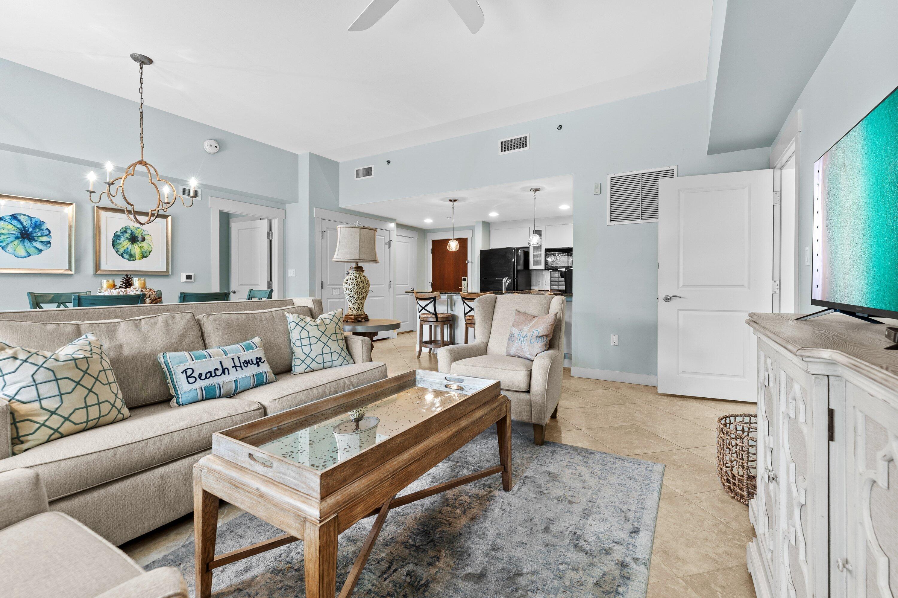 BAHIA CONDO - Residential