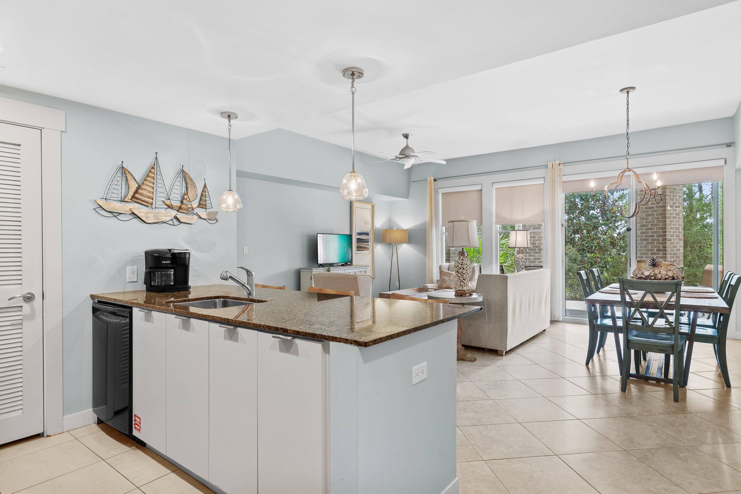 BAHIA CONDO - Residential