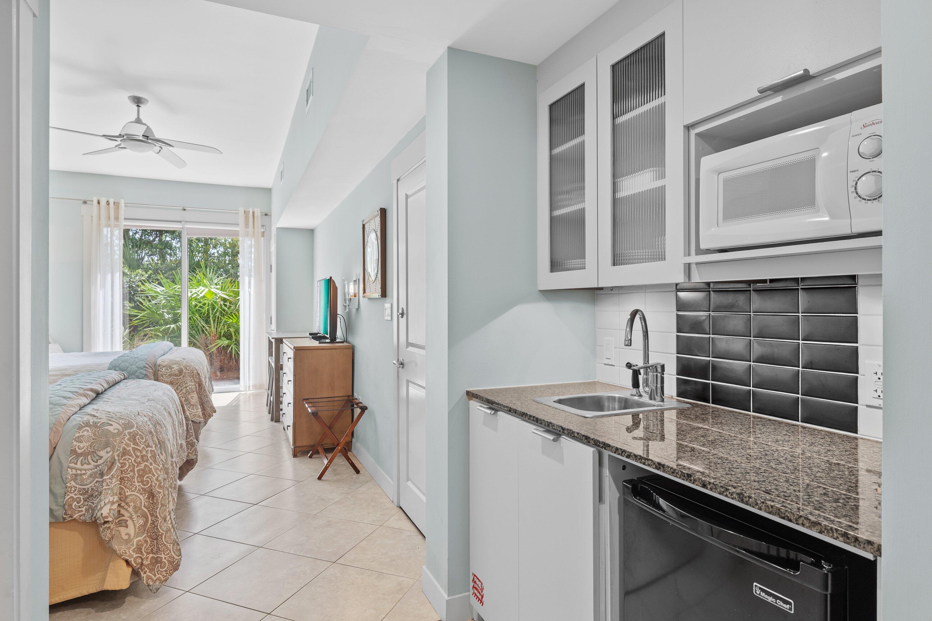 BAHIA CONDO - Residential