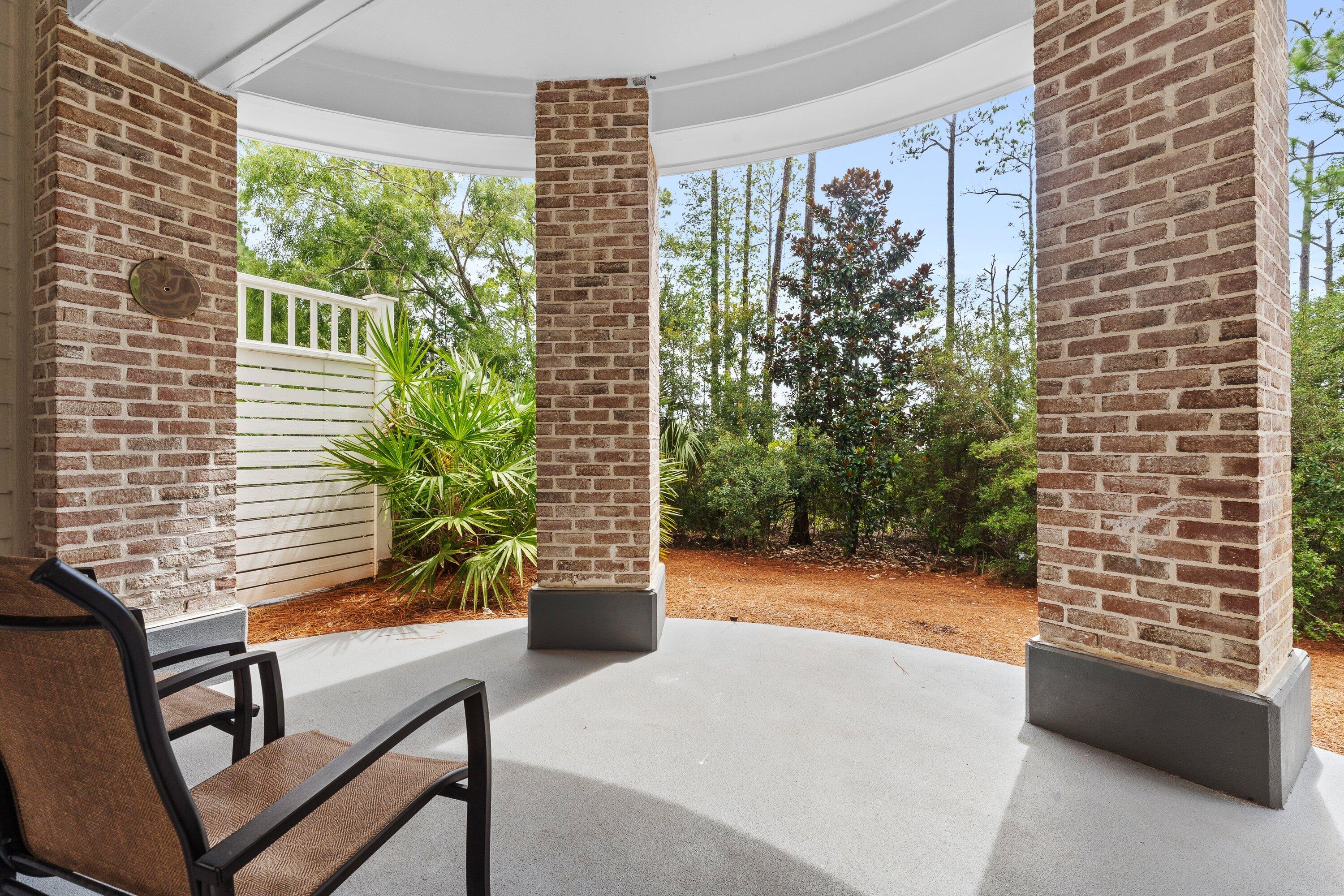 BAHIA CONDO - Residential