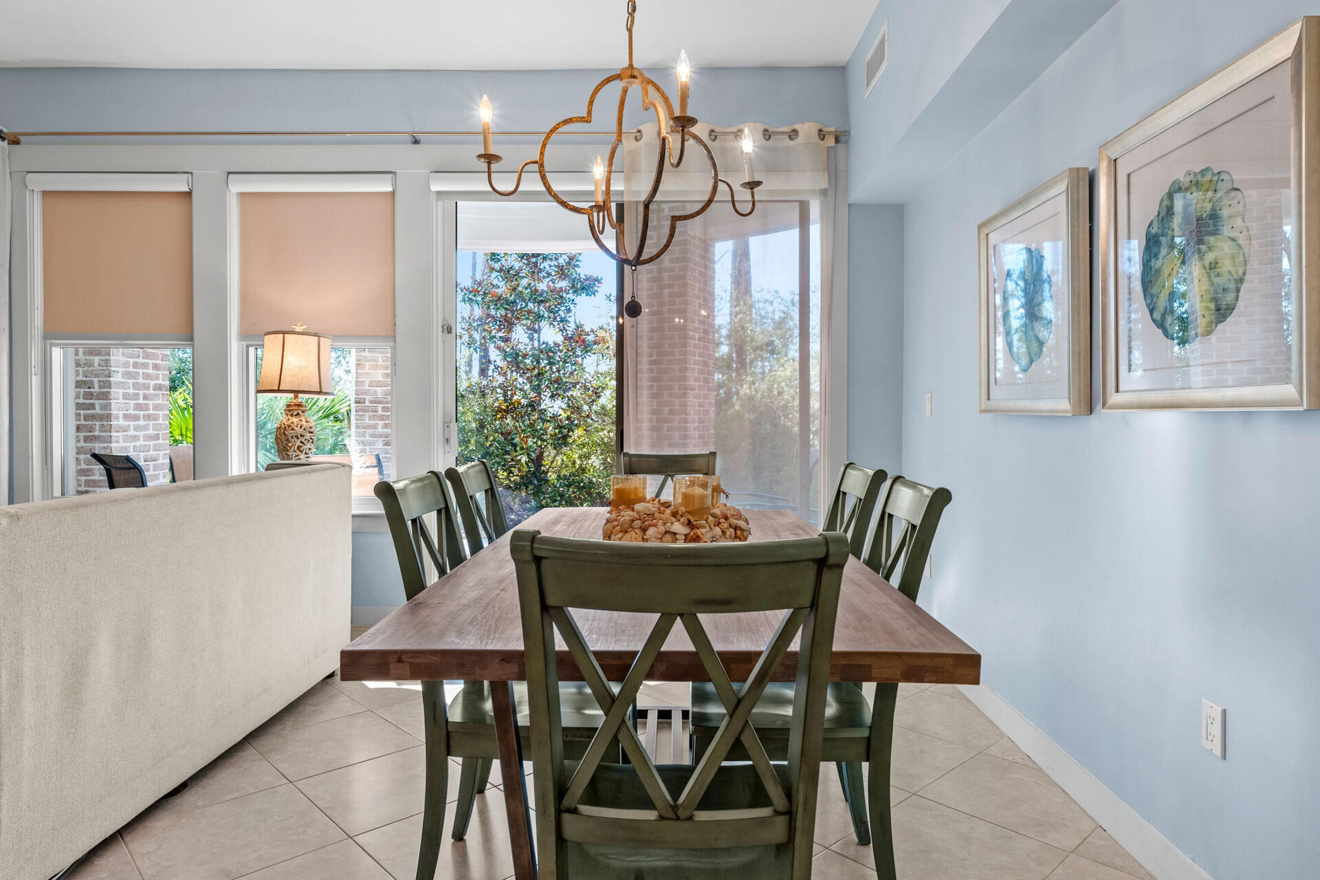 BAHIA CONDO - Residential
