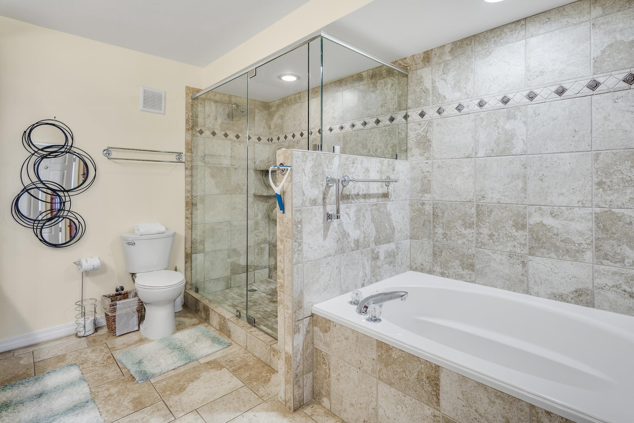 SHORELINE TOWERS 1 - Residential