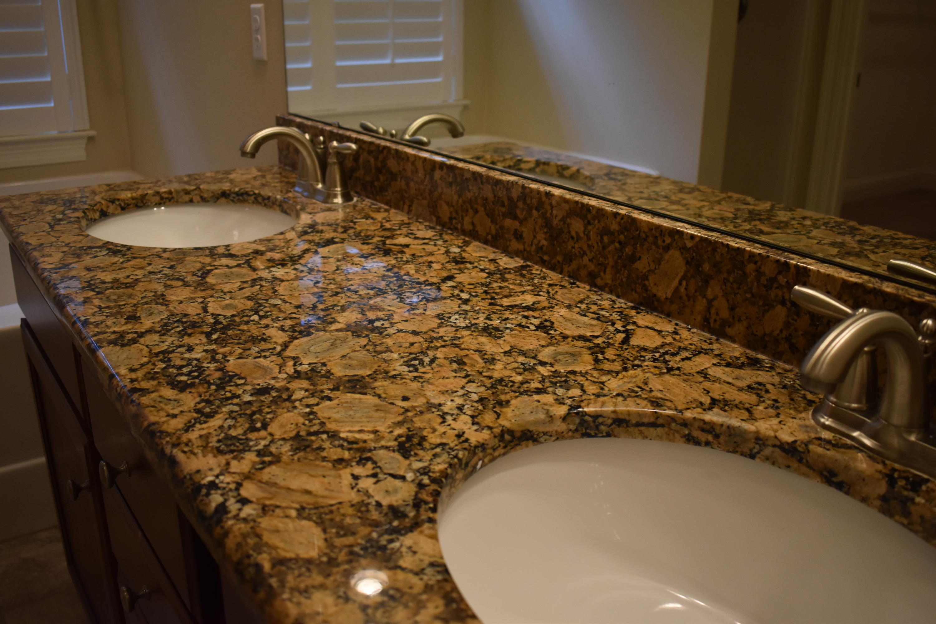 NW COR OF SW1/4 NW1/4 OF NW1/4 E 60 FT TO POB E 148.75 FT S 104.37FT W 148.75 FT N 104.37 FT TO POB - Residential