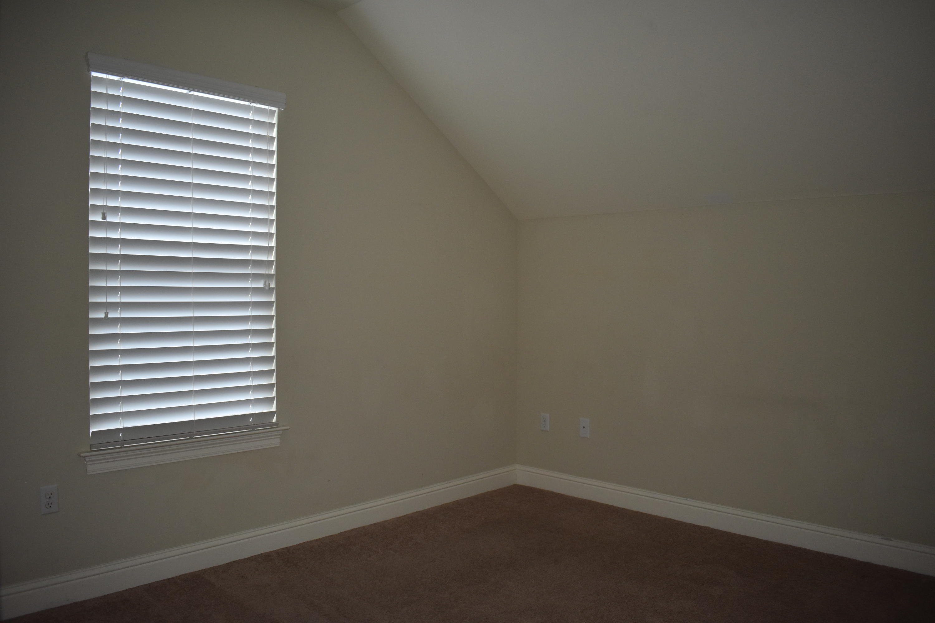 NW COR OF SW1/4 NW1/4 OF NW1/4 E 60 FT TO POB E 148.75 FT S 104.37FT W 148.75 FT N 104.37 FT TO POB - Residential