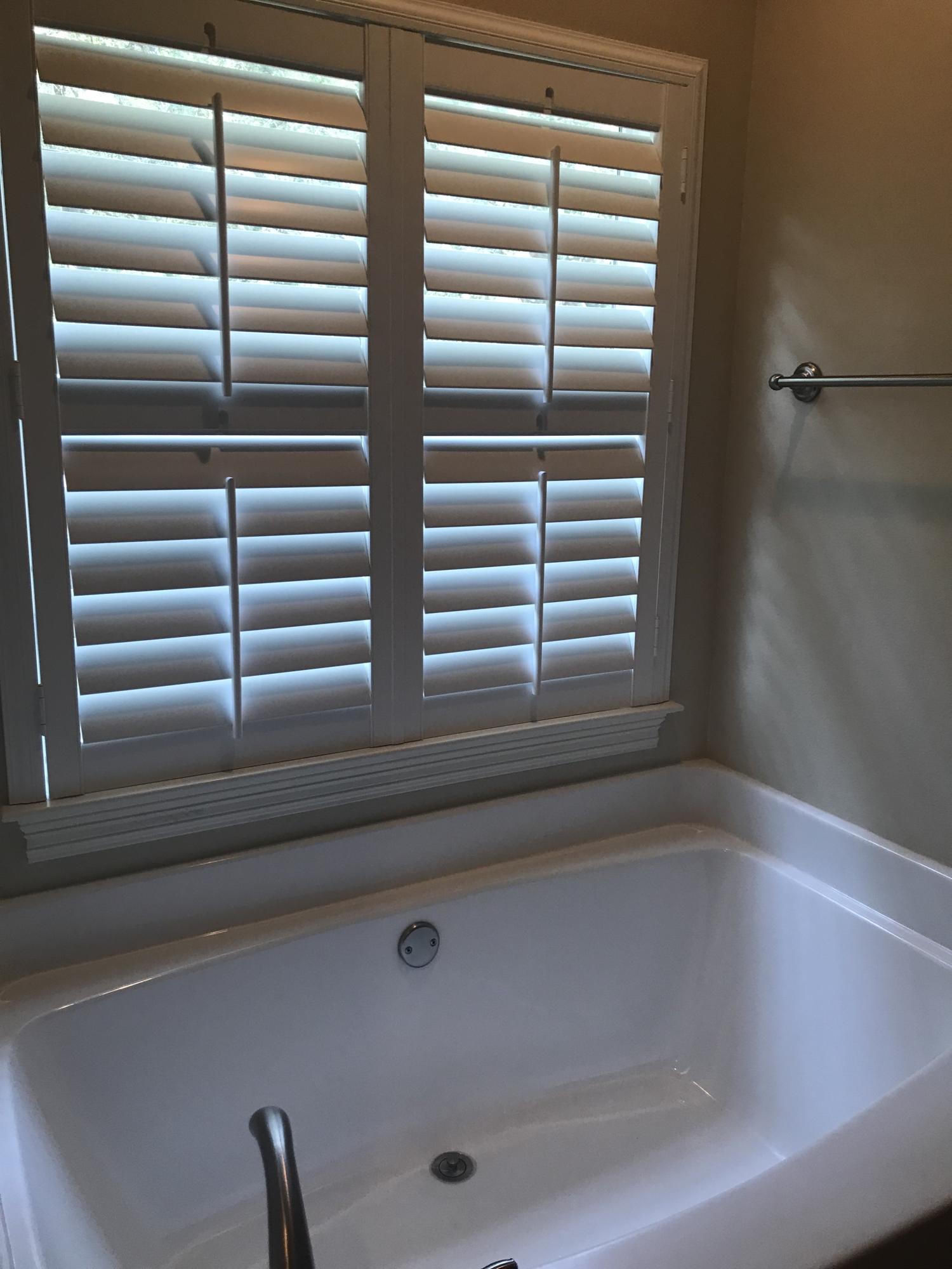 NW COR OF SW1/4 NW1/4 OF NW1/4 E 60 FT TO POB E 148.75 FT S 104.37FT W 148.75 FT N 104.37 FT TO POB - Residential