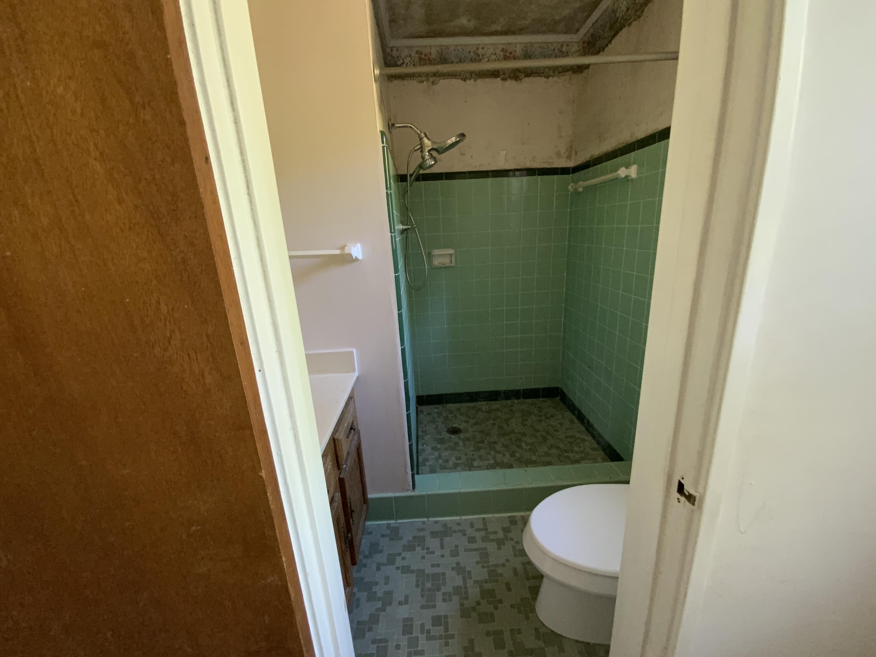 2ND ADD GARNIER BCH LOT 2 BLK 5 - Residential