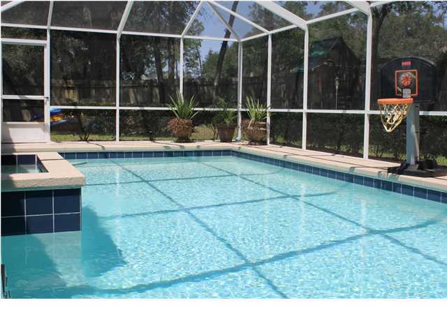 PARKWOOD ESTATES PH 1 BLUEWATER BAY - Residential