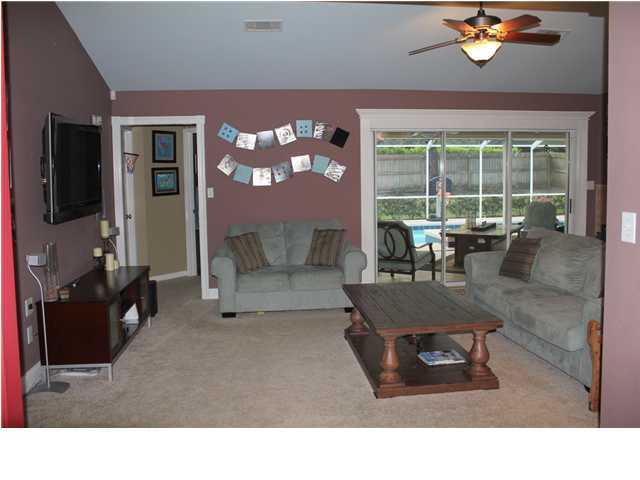 PARKWOOD ESTATES PH 1 BLUEWATER BAY - Residential