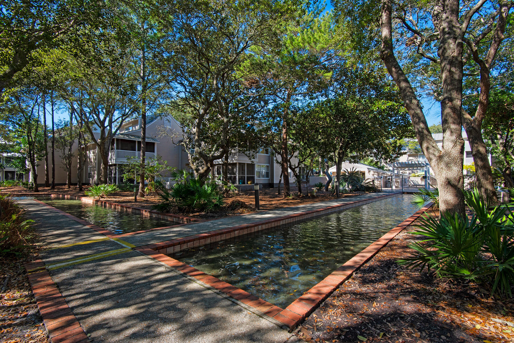 HIDDEN DUNES BEACH COTTAGES 2 - Residential