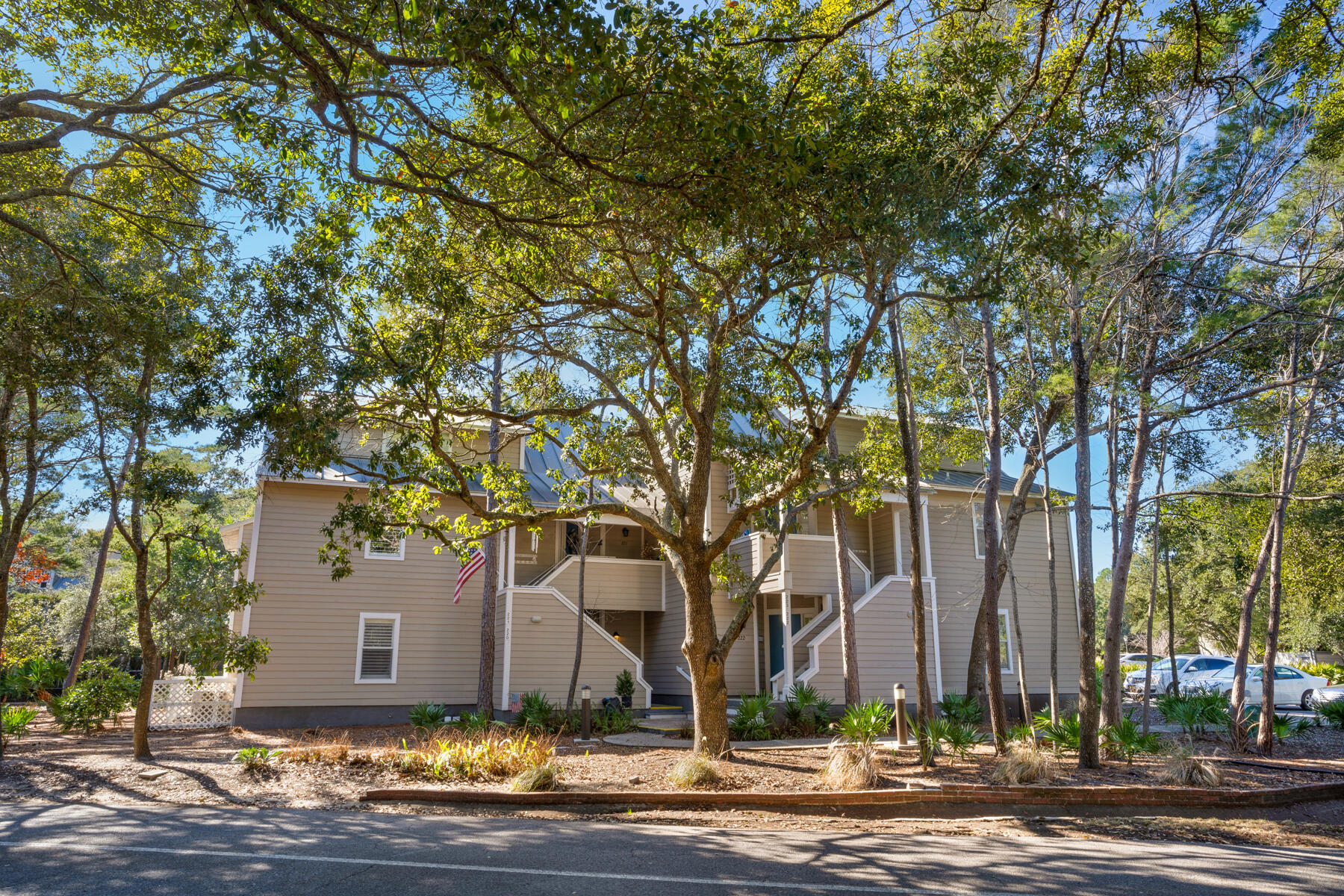 HIDDEN DUNES BEACH COTTAGES 2 - Residential